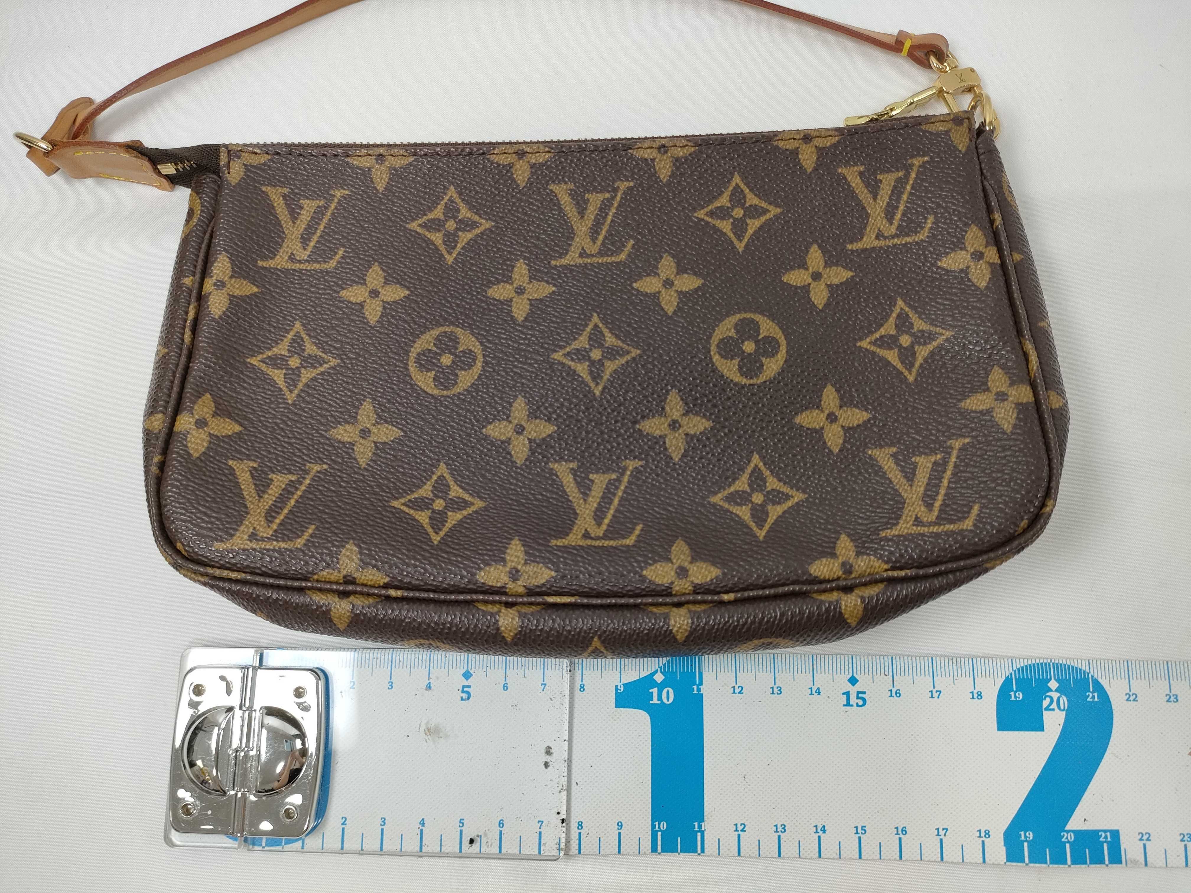 Monogram Louis Vuitton M51980 Pochette Accessoires Monogram VI0929 Pouch — view 2
