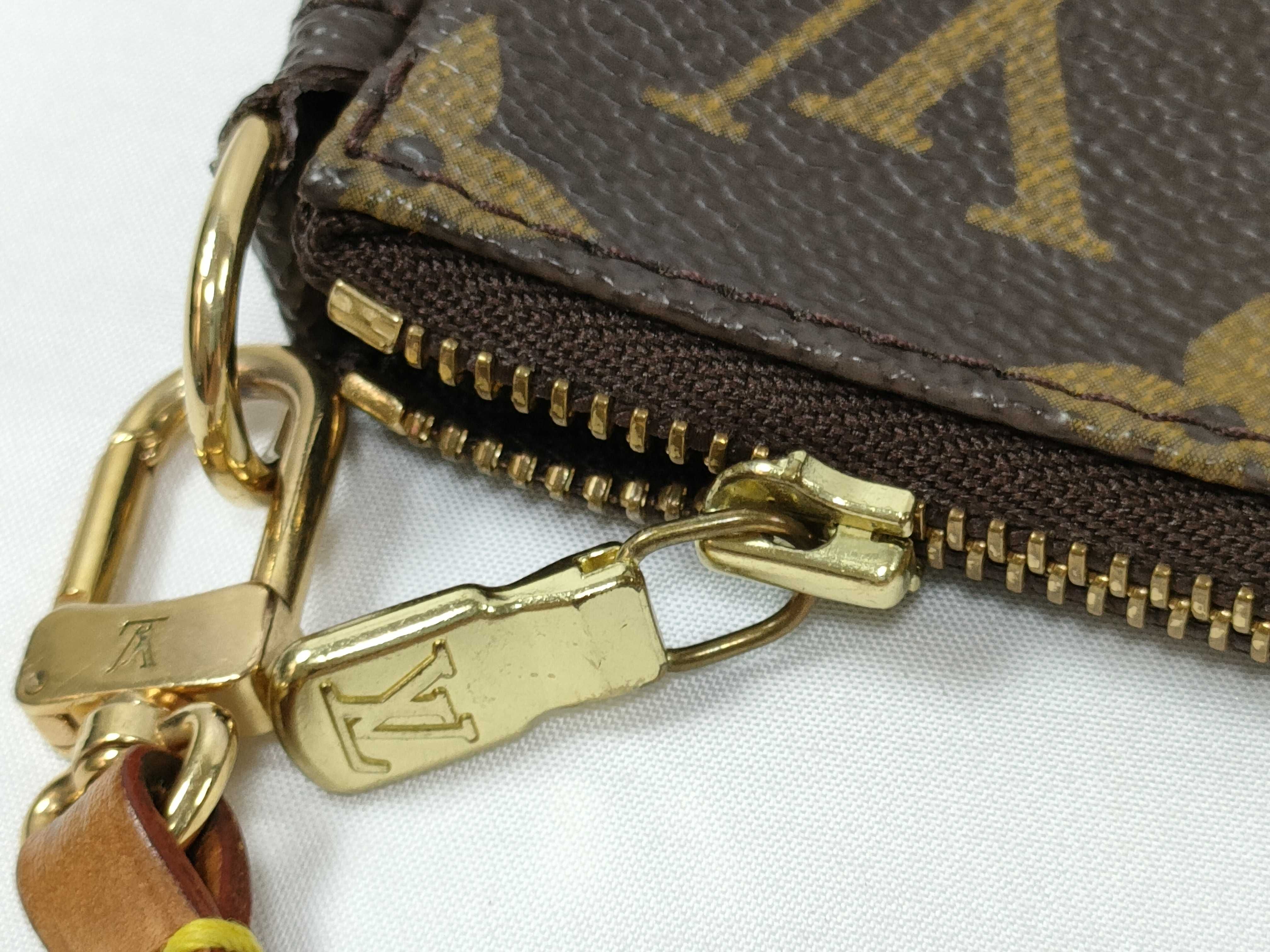 Monogram Louis Vuitton M51980 Pochette Accessoires Monogram VI0929 Pouch — view 8