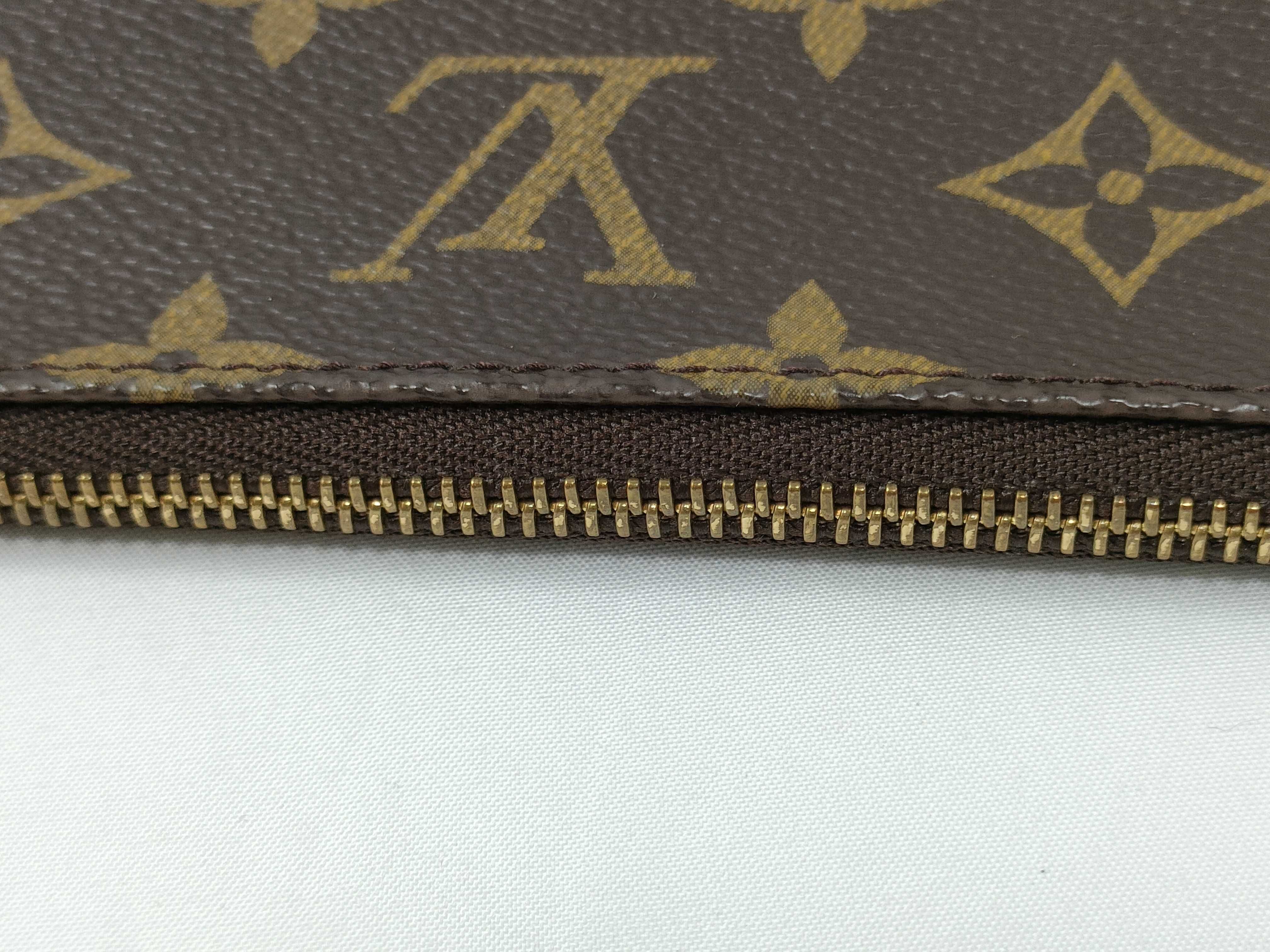 Monogram Louis Vuitton M51980 Pochette Accessoires Monogram VI0929 Pouch — view 9