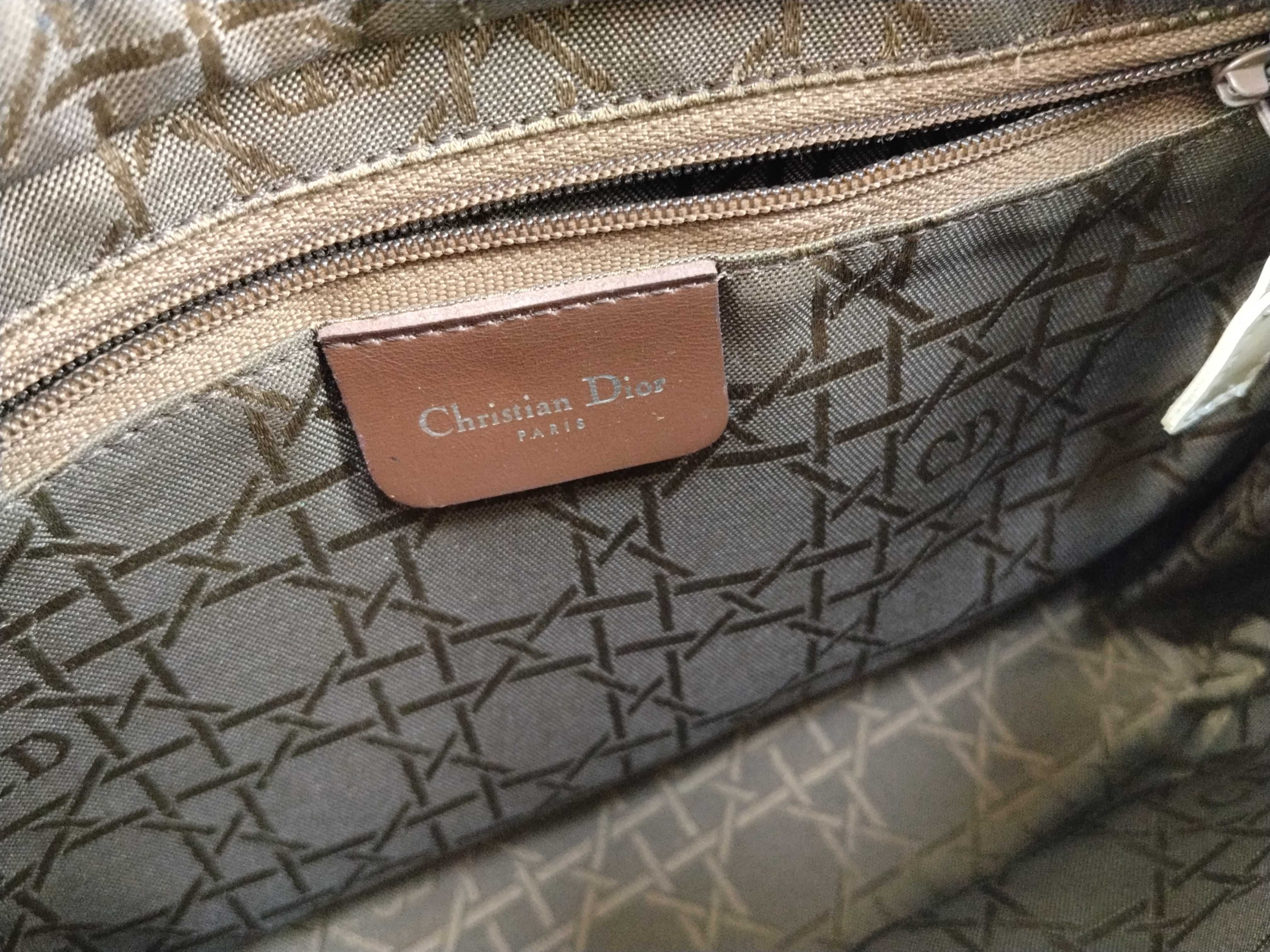 Lady Dior handbag, ivory. — view 10
