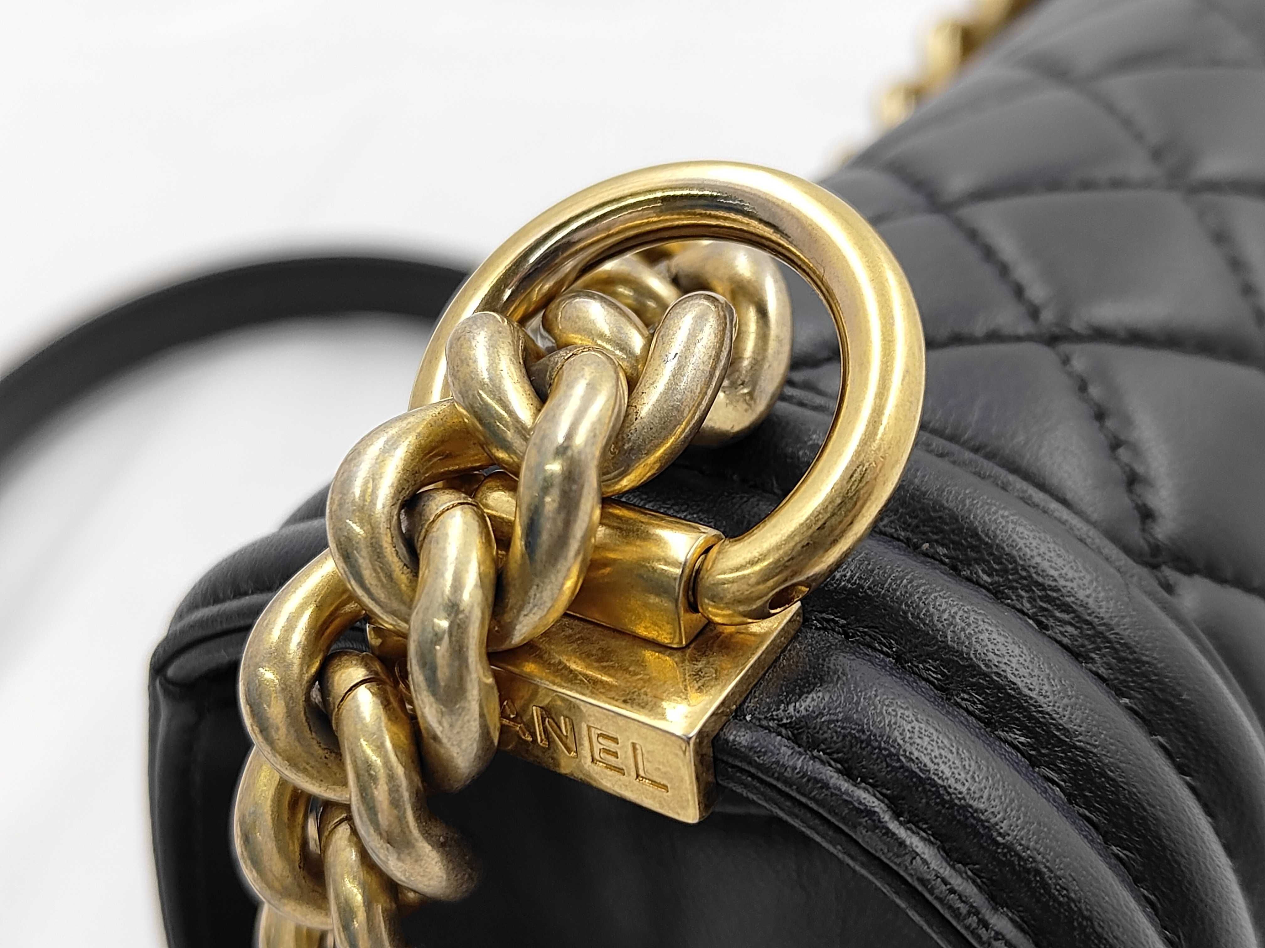 Diana 25 Matelassé Lambskin Navy Shoulder Bag — view 5