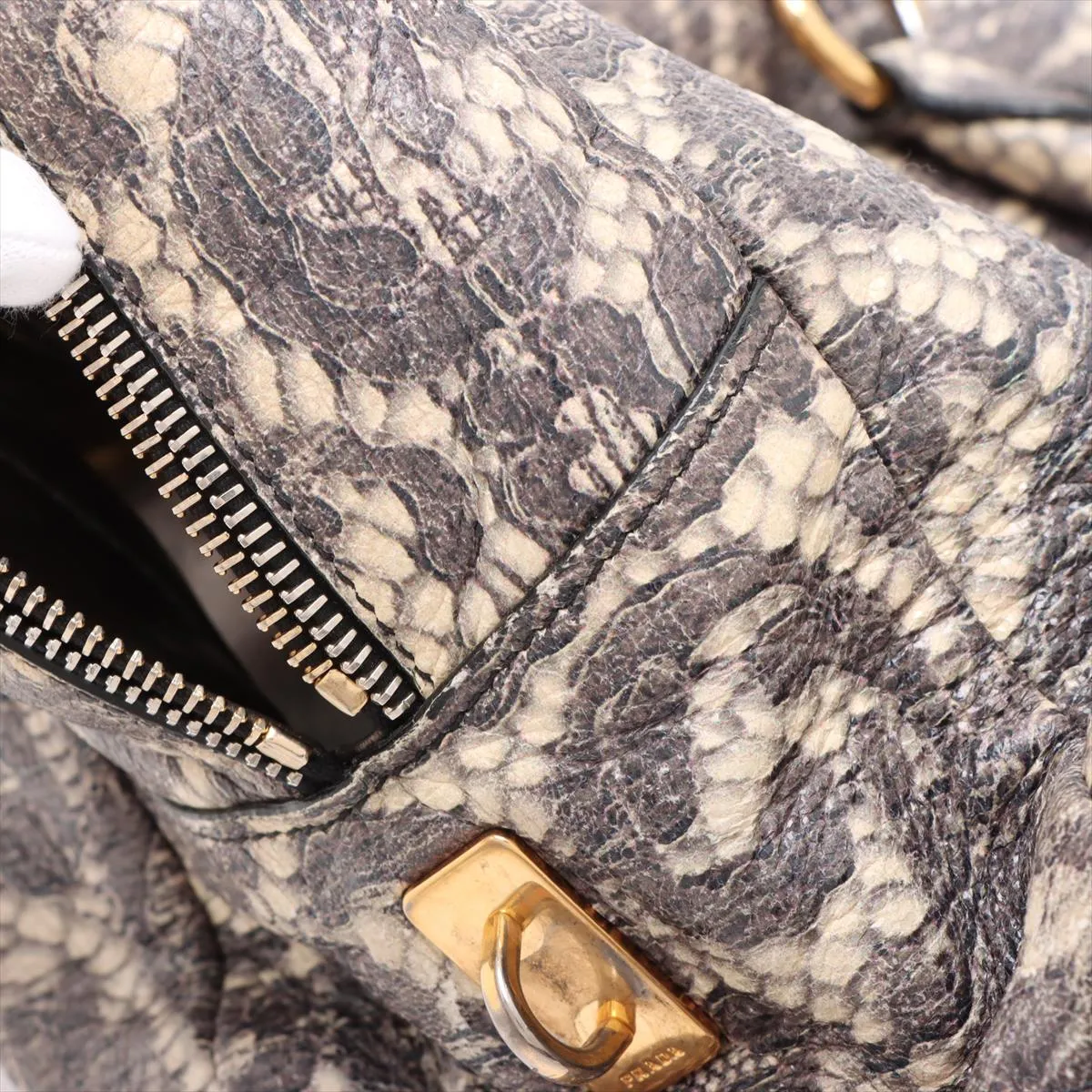 leather handbag gray x beige — view 13