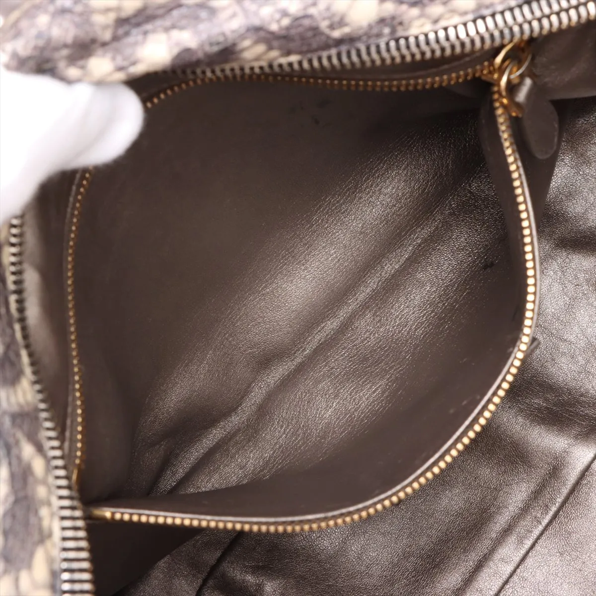 leather handbag gray x beige — view 8