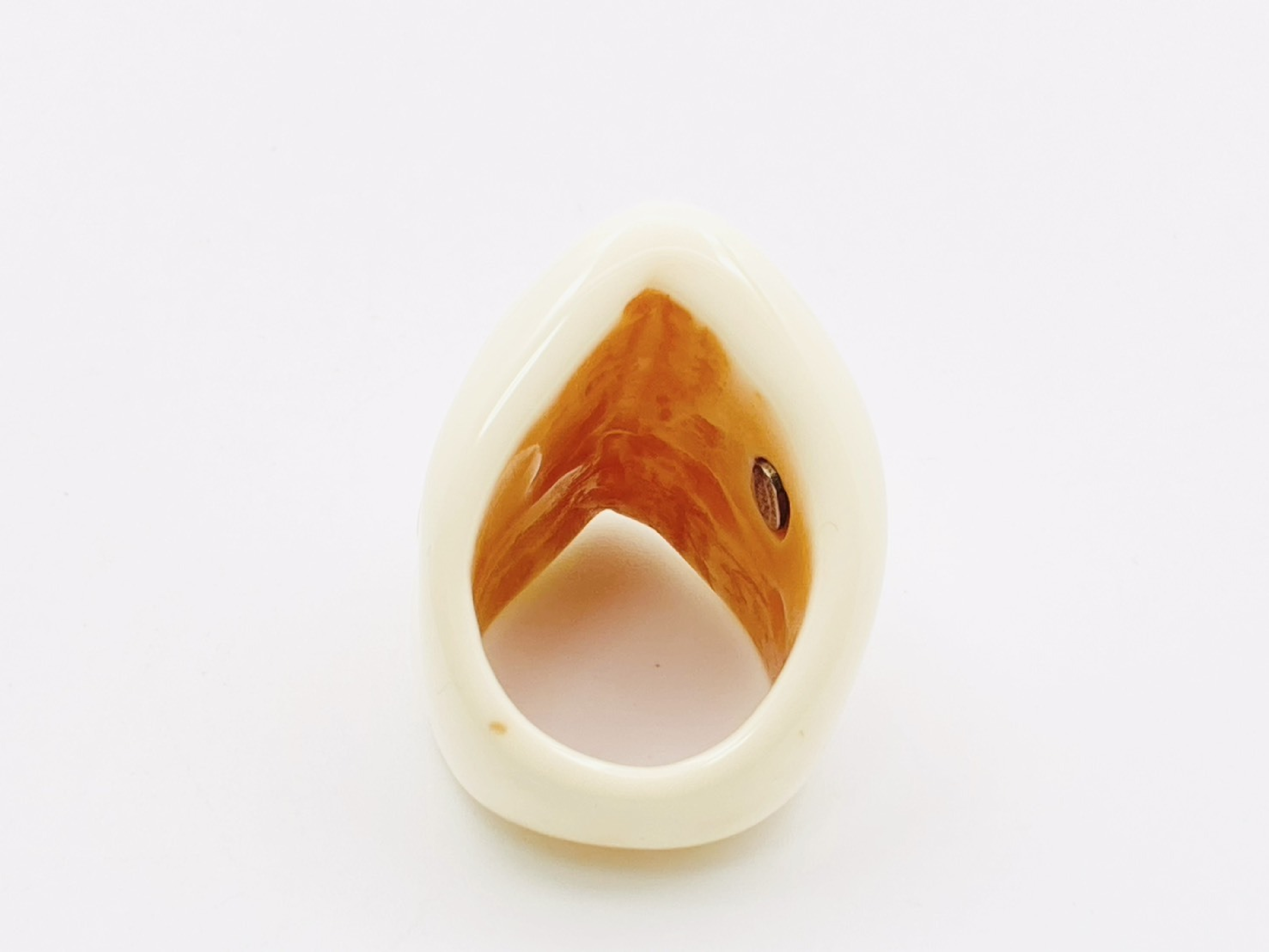 Cocomark Ring 01P Plastic Resin Ivory Ring — view 4