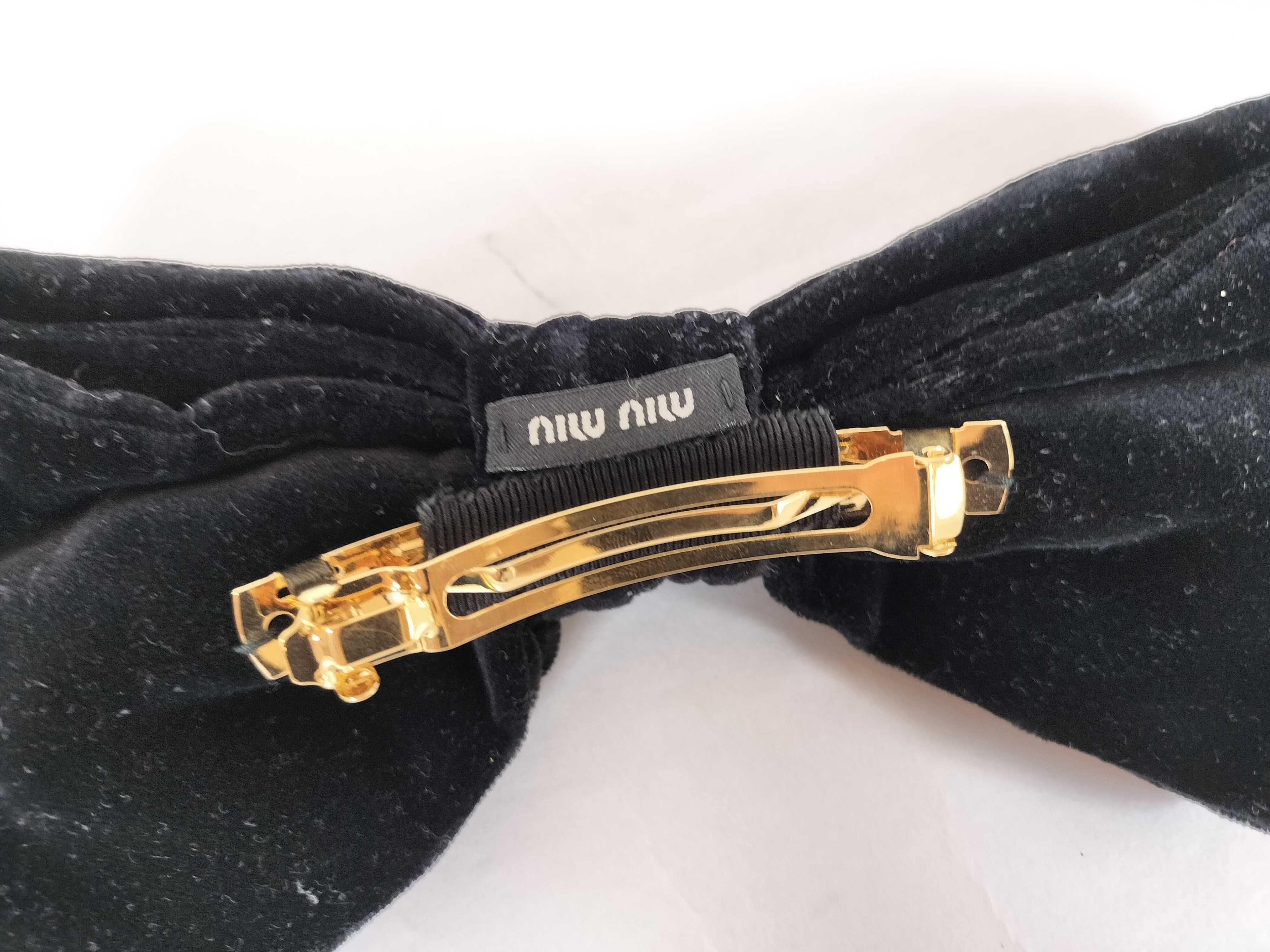 Barrette Ribbon Velvet Black Hair Accessory — view 3
