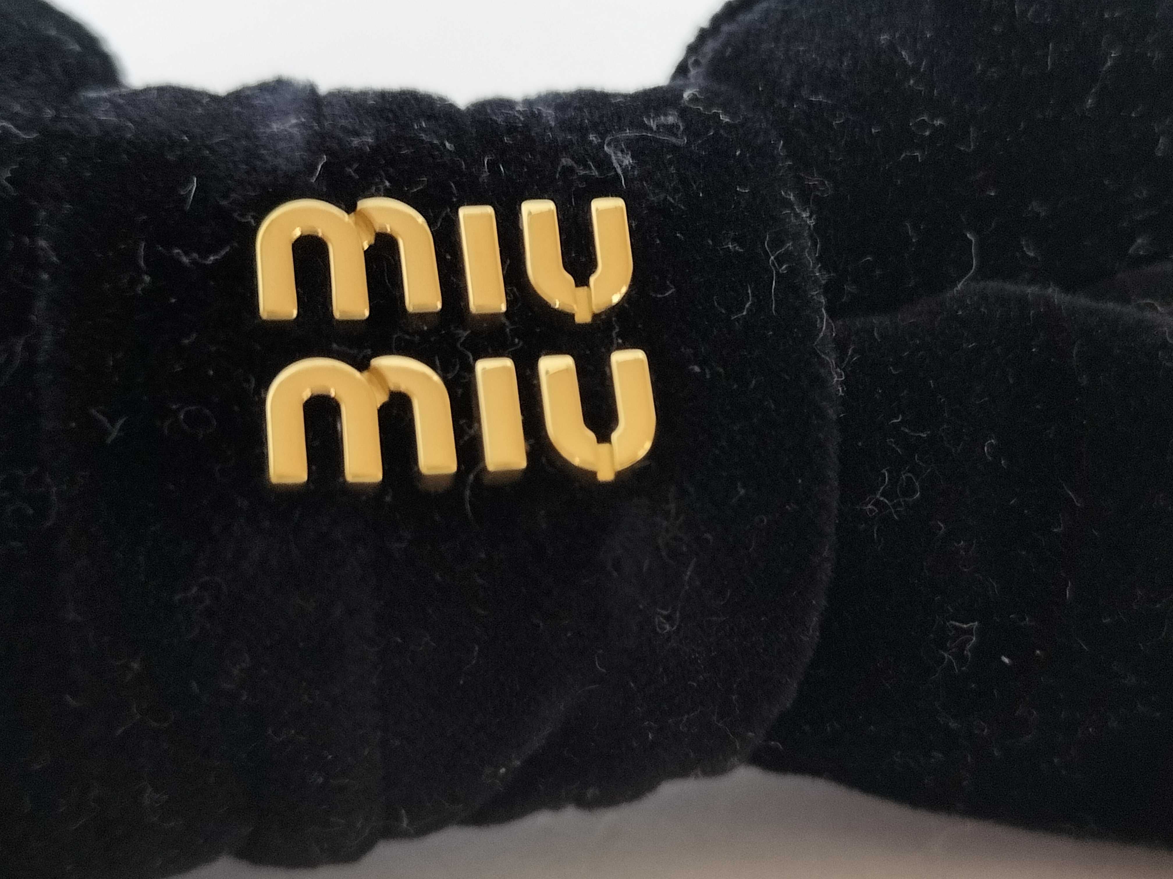 Barrette Ribbon Velvet Black Hair Accessory — view 5