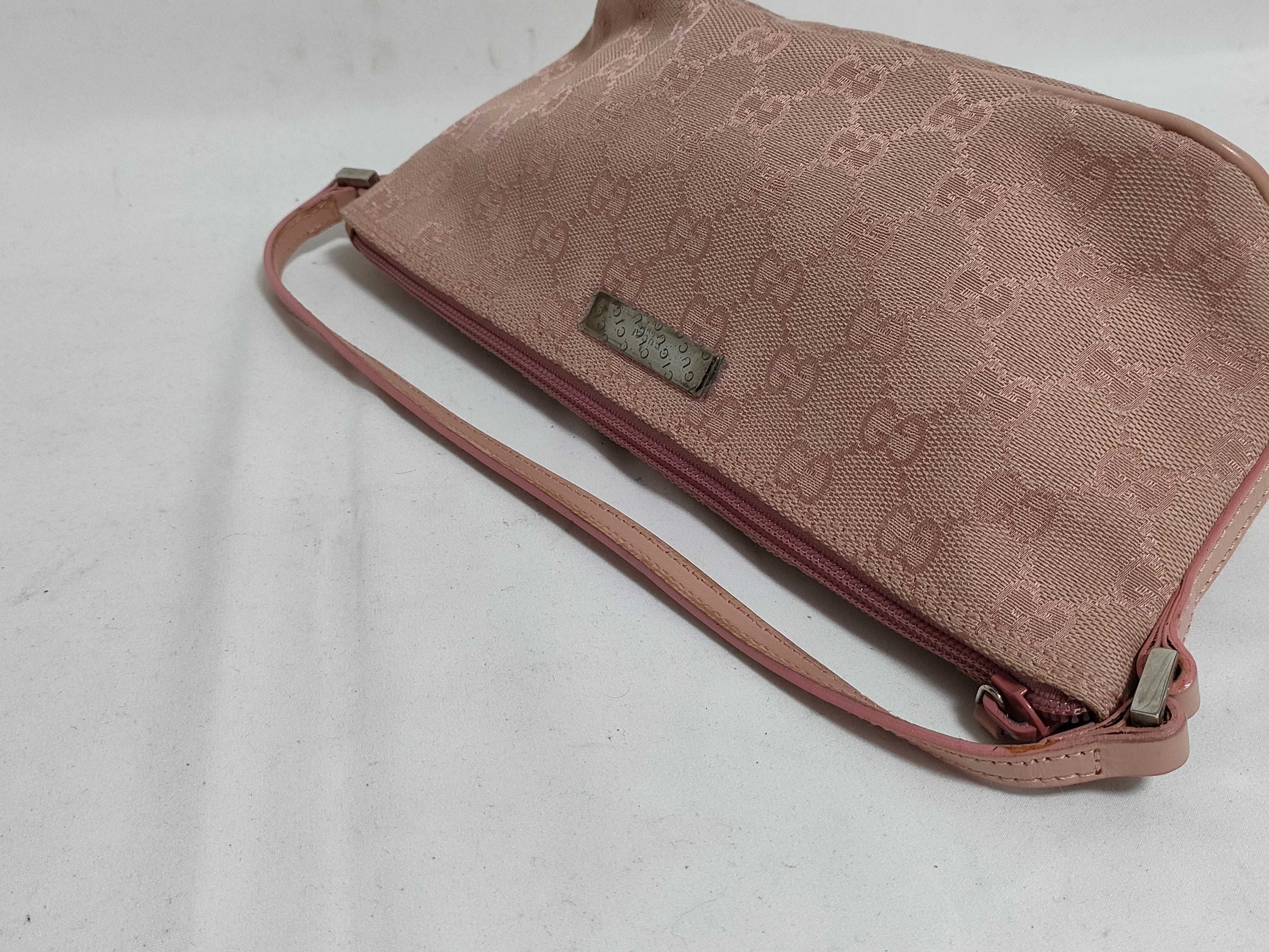 GG Pink Hand Pouch Handbag GG Pattern Z11433 Handbag — view 5