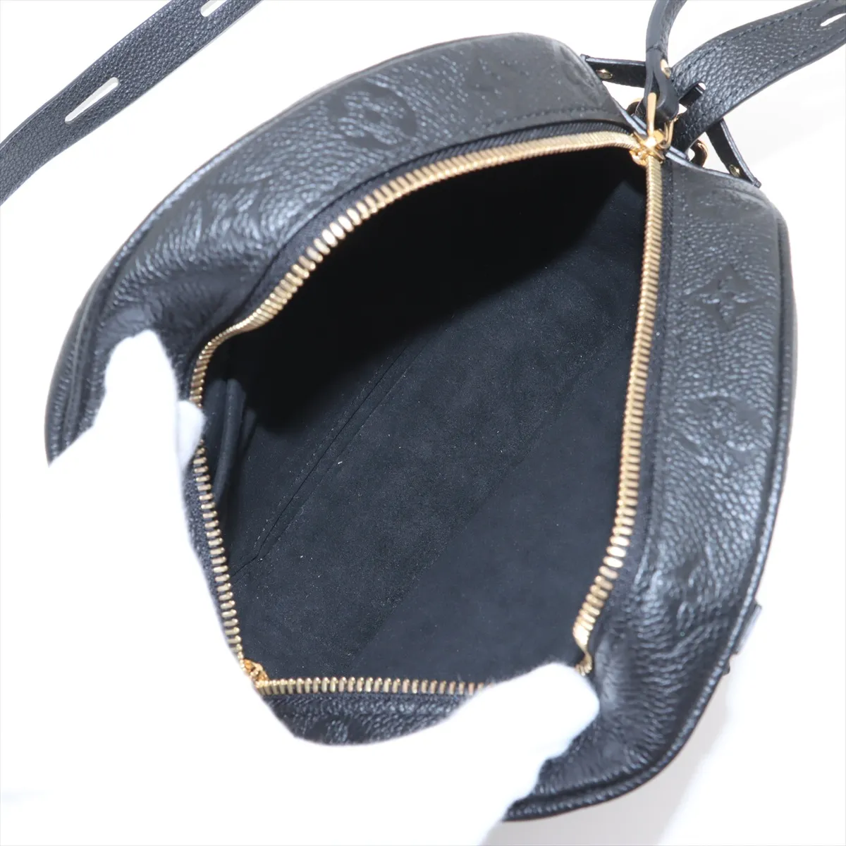 Monogram Empreinte Boite Chapeau Soupre PM M45649 Black RFID reaction available — view 6
