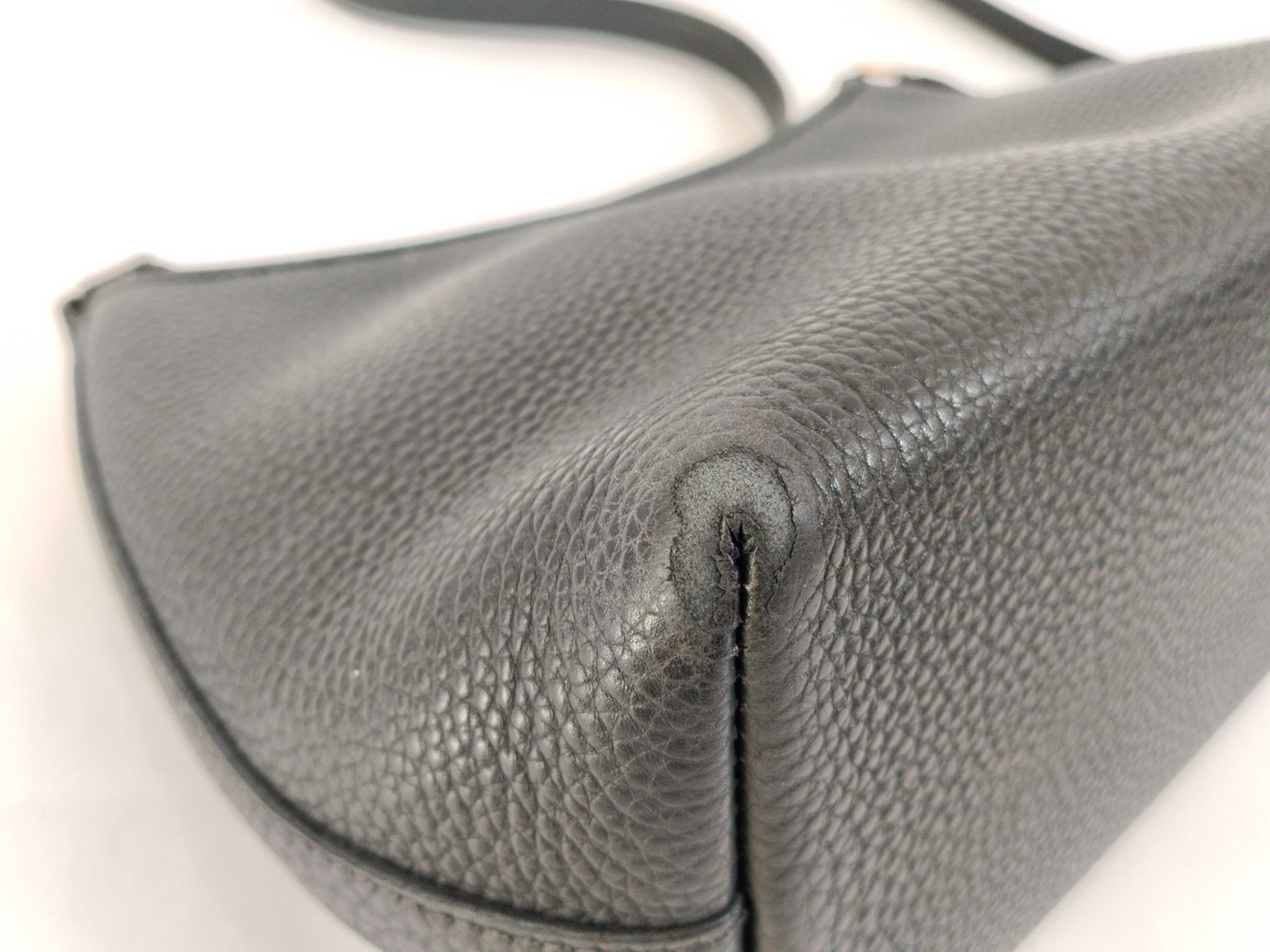 Berlingo Leather Shoulder Bag — view 7
