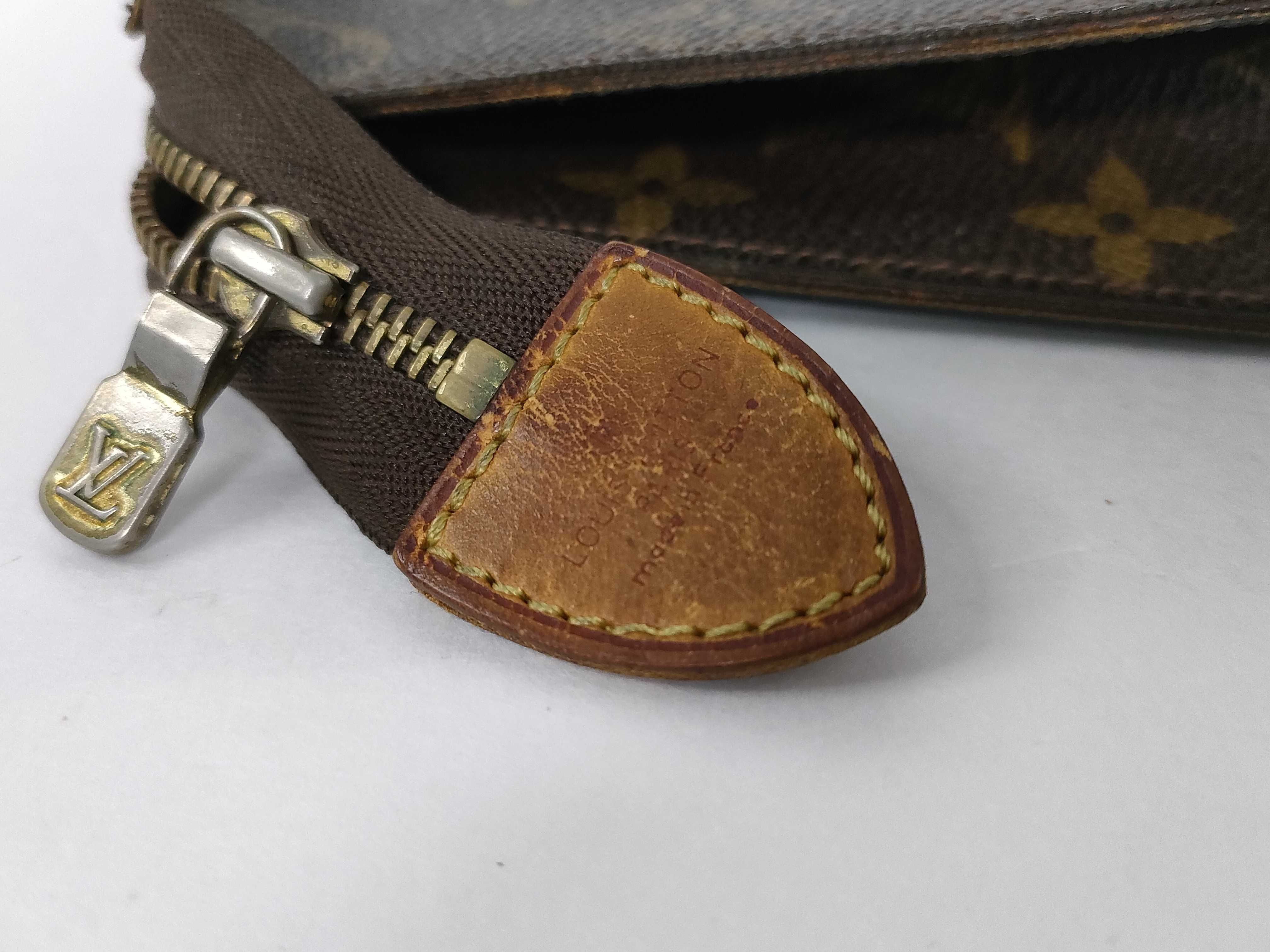 Monogram Louis Vuitton M47542 Pochette Toilette 25 size 884AN Pouch — view 9