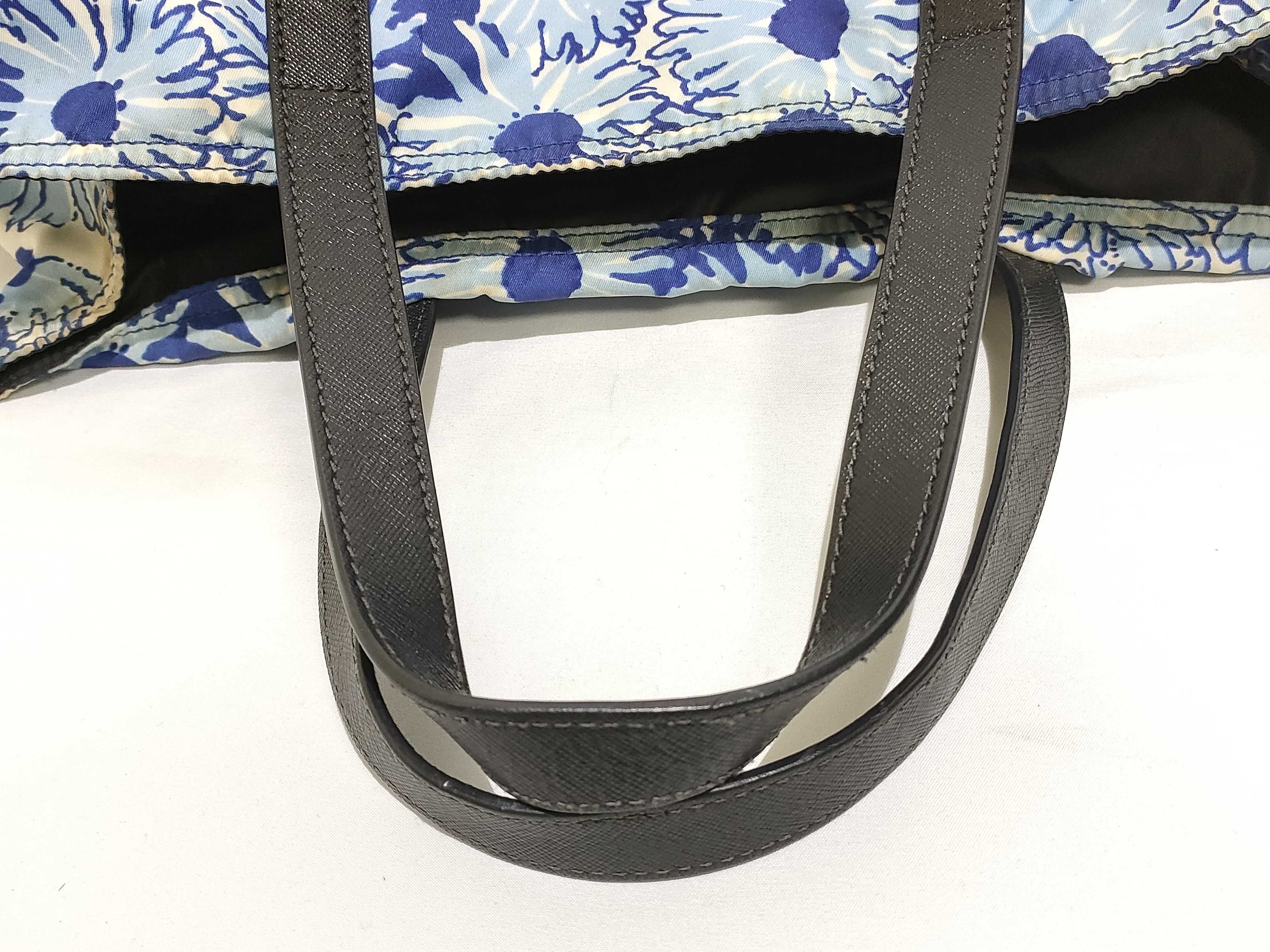 handbag, blue handbag — view 3