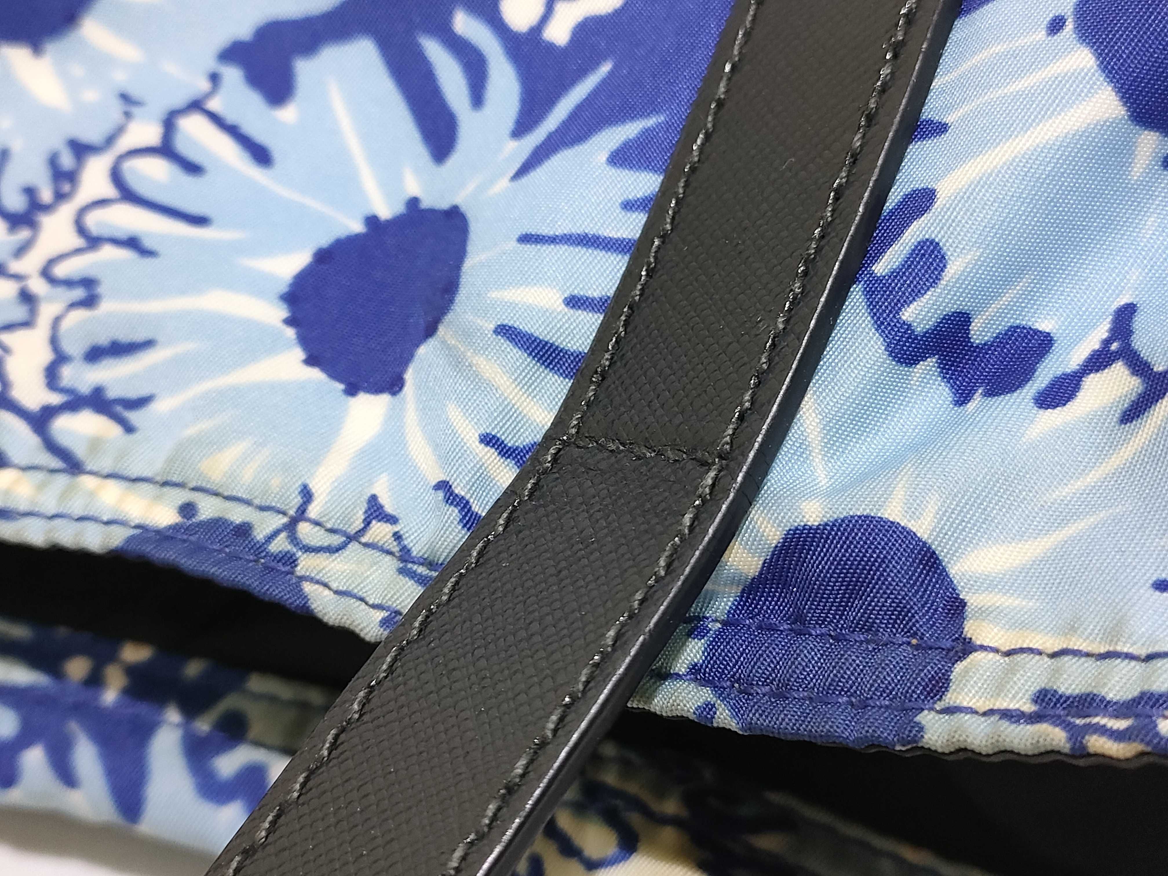 handbag, blue handbag — view 5