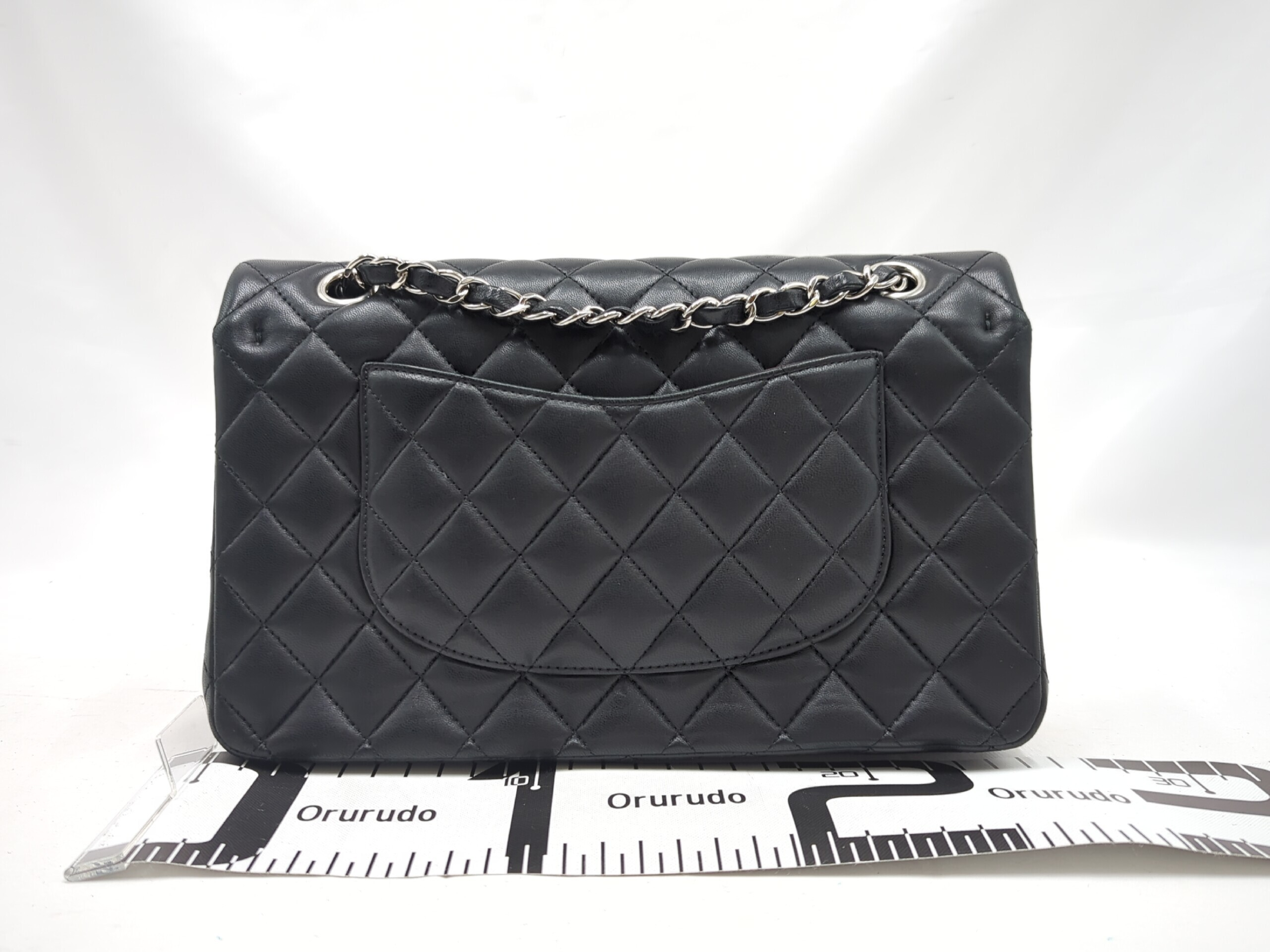 Lambskin Matelassé Double Flap 25 Black Silver Hardware Serial Number 21-series Shoulder Bag — view 2