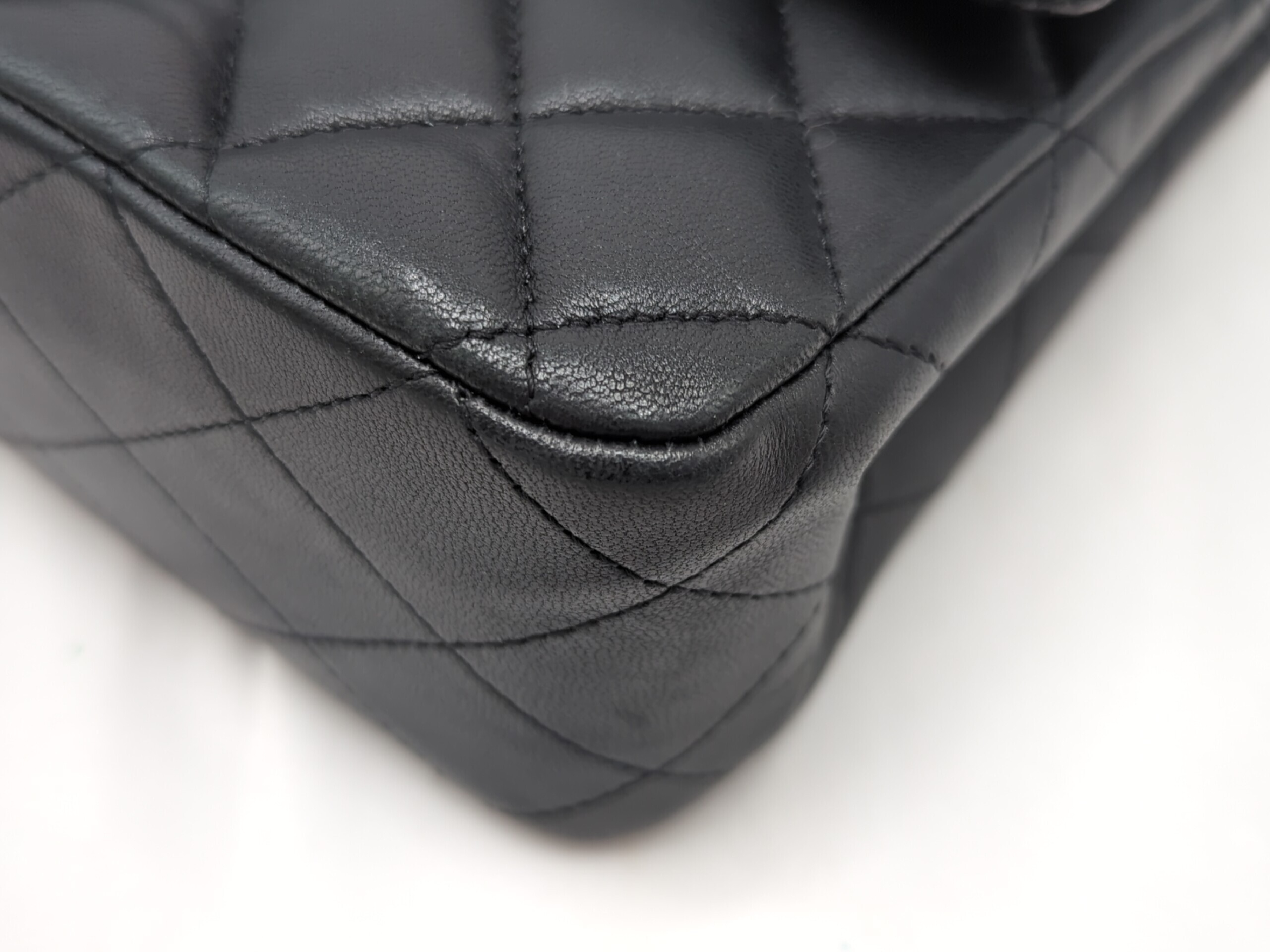 Lambskin Matelassé Double Flap 25 Black Silver Hardware Serial Number 21-series Shoulder Bag — view 4