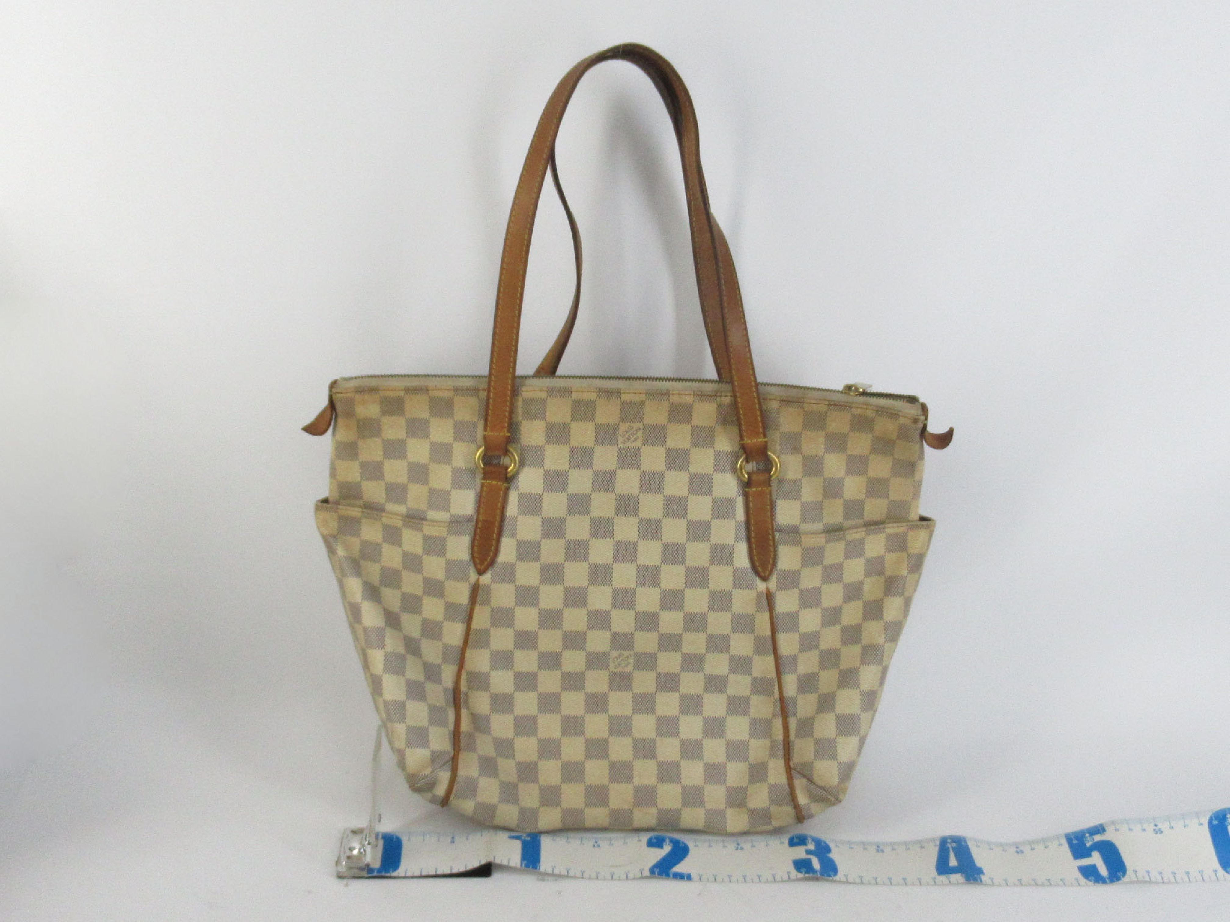 Damier Azur PH - Damier Azur White Totally PM Canvas Tote Bag — view 2