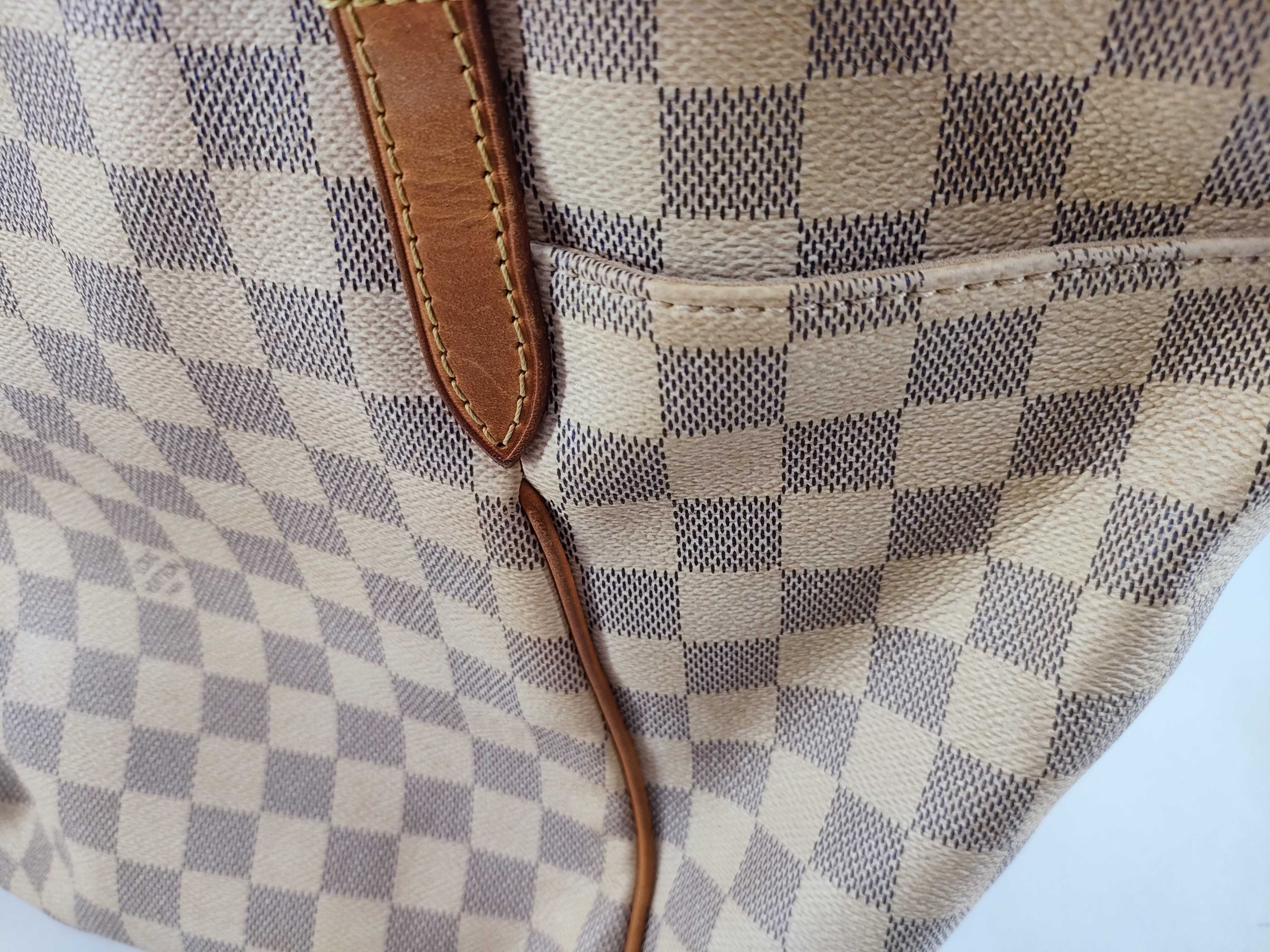 Damier Azur PH - Damier Azur White Totally PM Canvas Tote Bag — view 15
