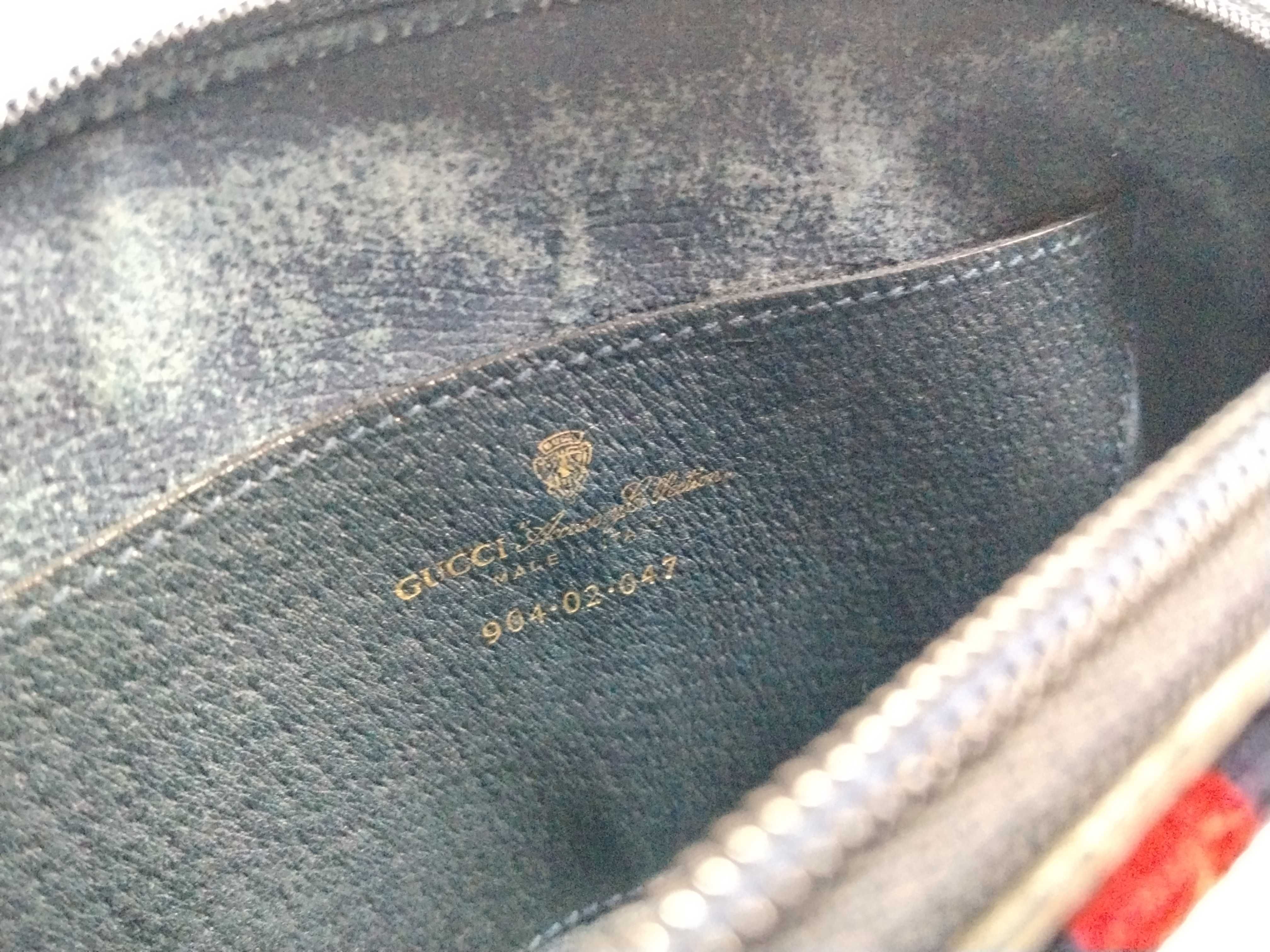 Old GG Supreme 904 02 047 Shoulder Bag — view 12