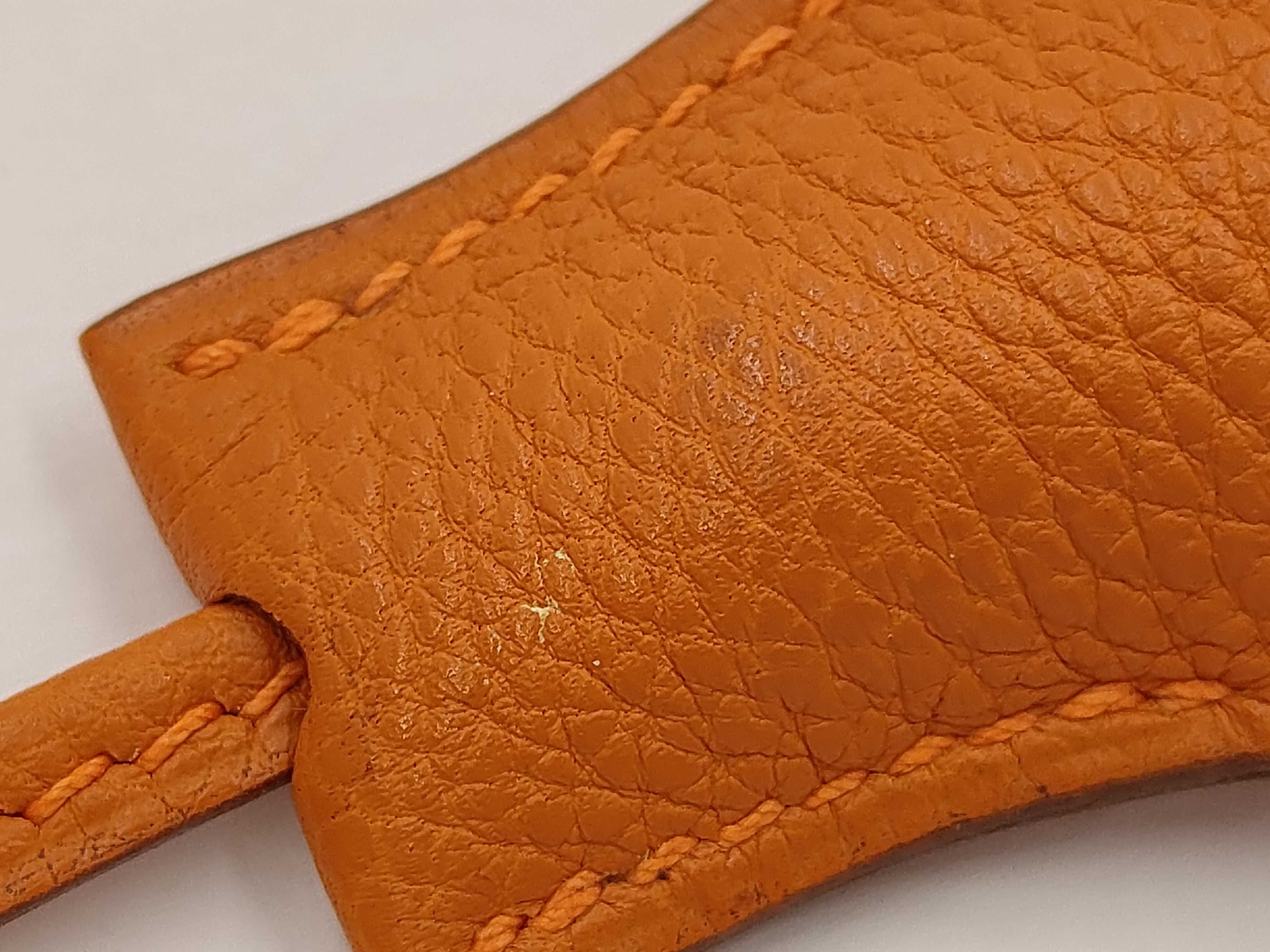 Clochette/Cadena and other accessories — view 9