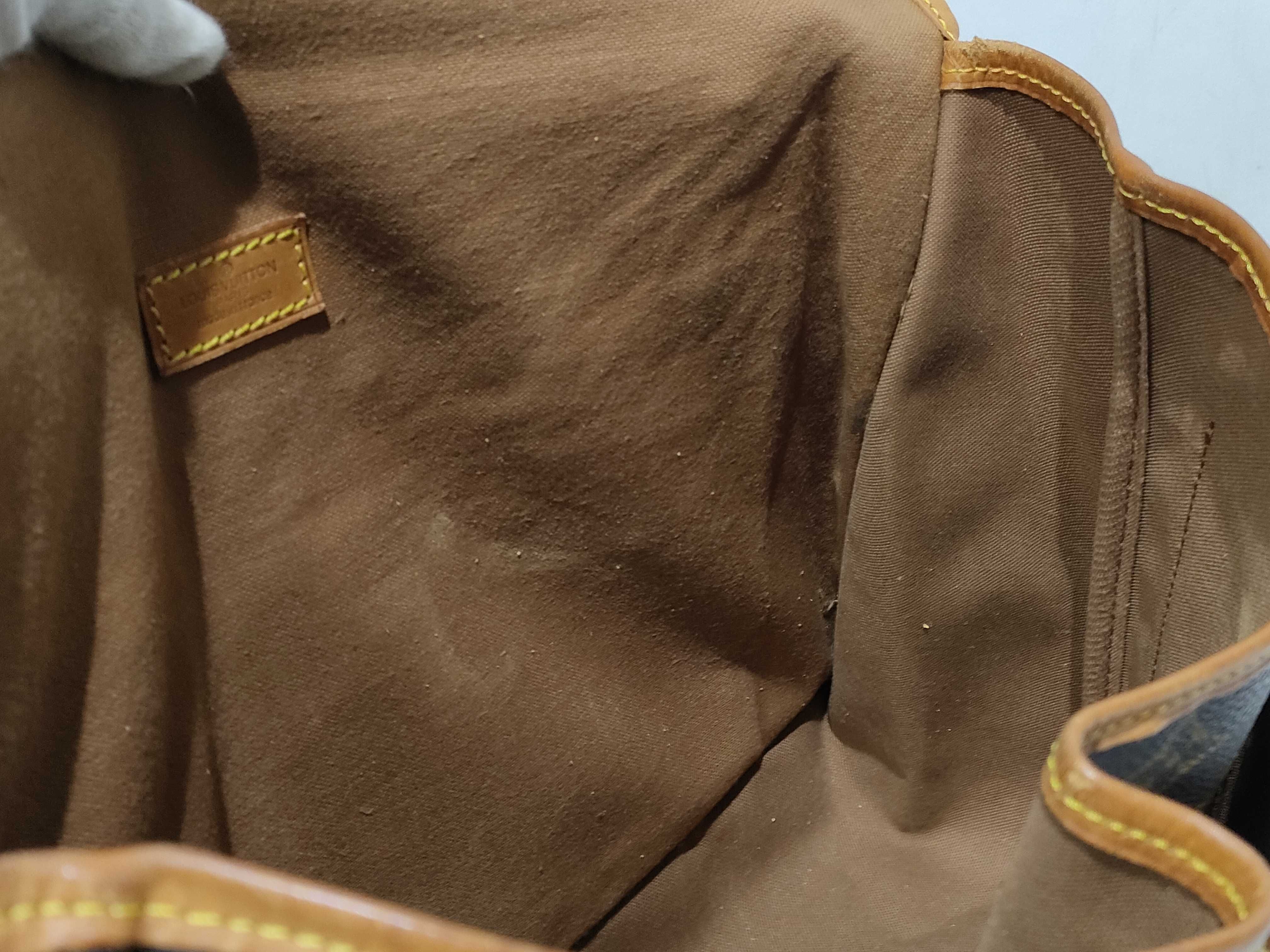 Monogram Louis Vuitton Monogram Gibeciere Shoulder Bag — view 11