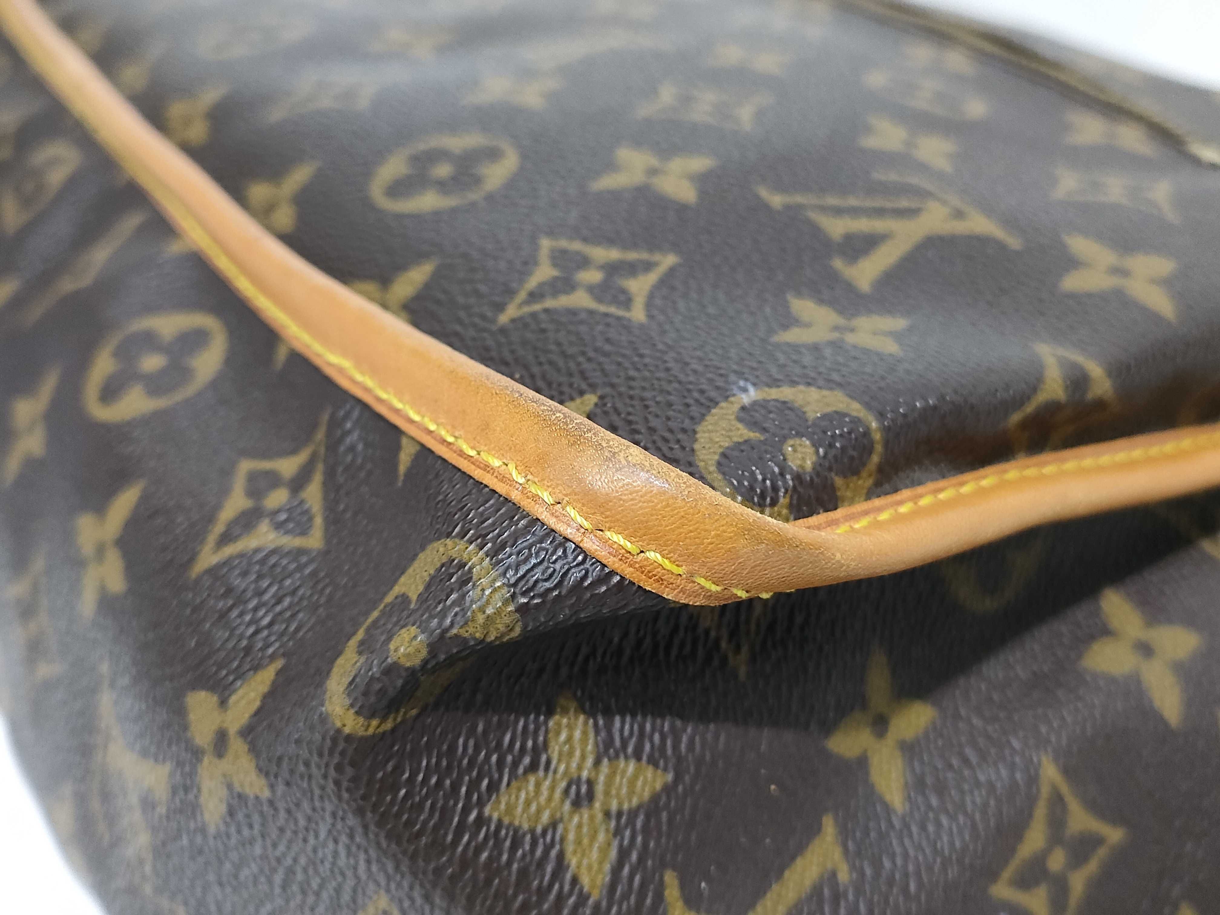 Monogram Louis Vuitton Monogram Gibeciere Shoulder Bag — view 6