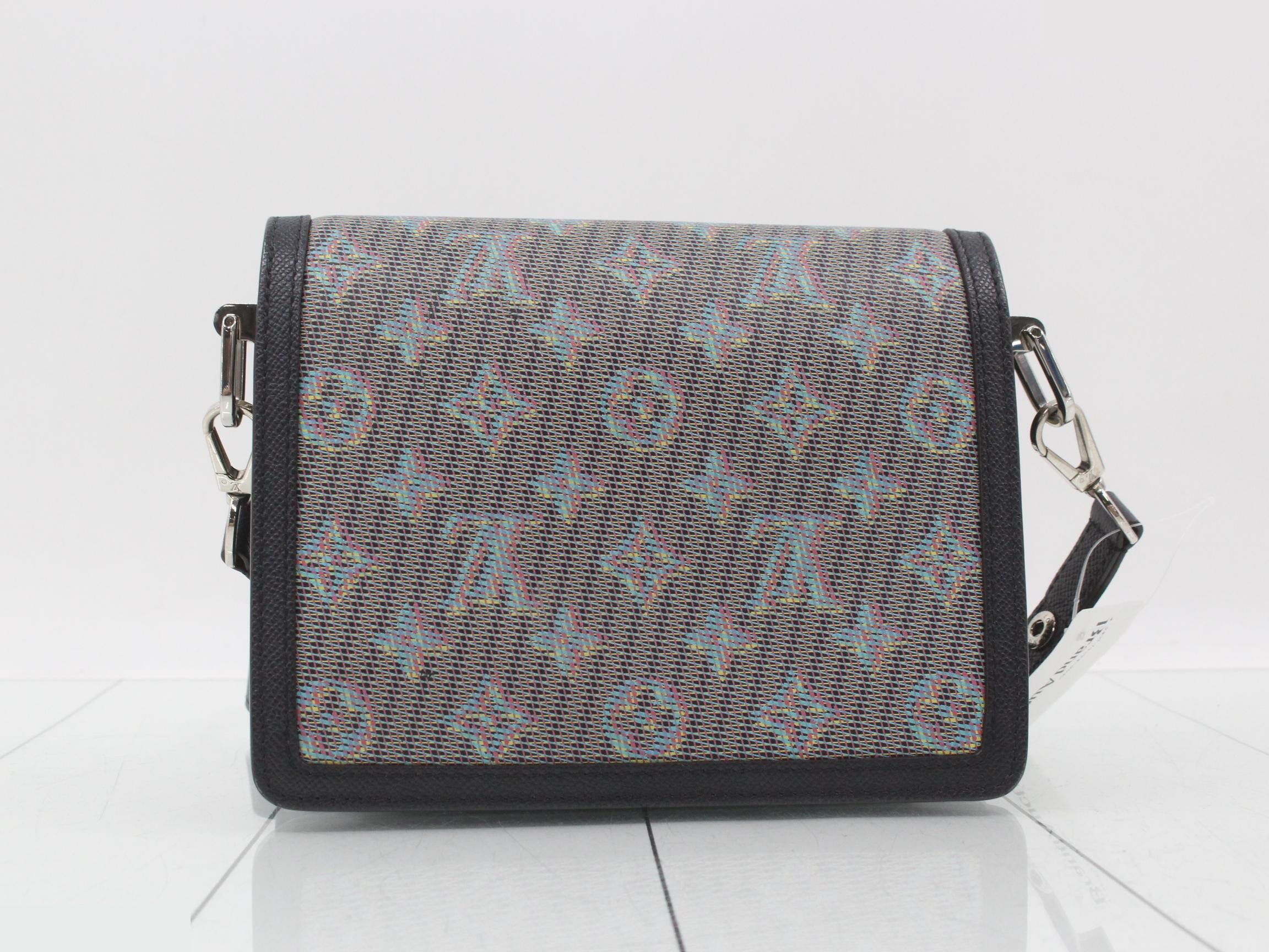 LV Pop Dauphine MINI Shoulder Bag — view 2