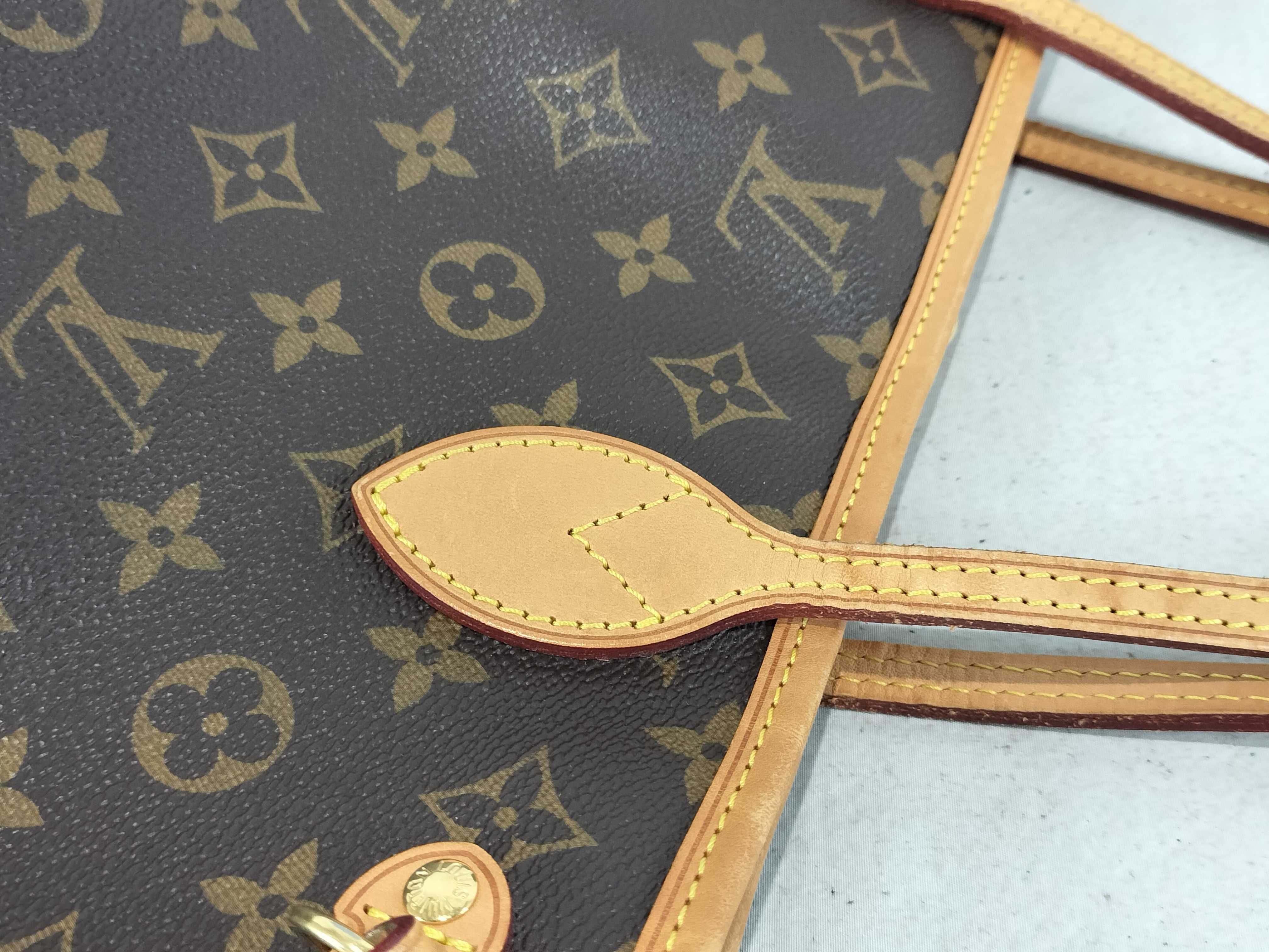 Monogram Neverfull Fuchsia Handbag — view 5