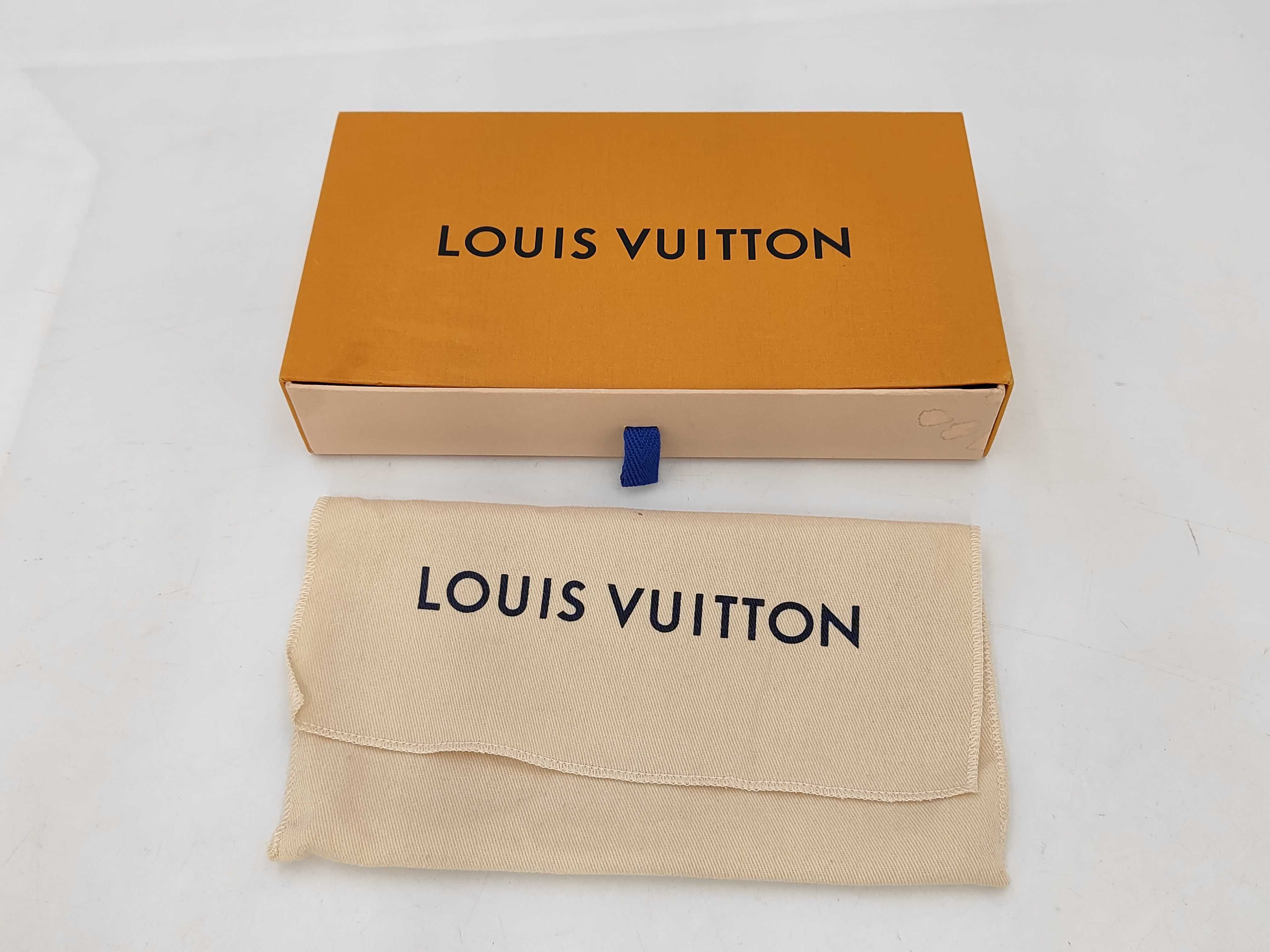 Dauphine Monogram Reverse Wallet — view 13