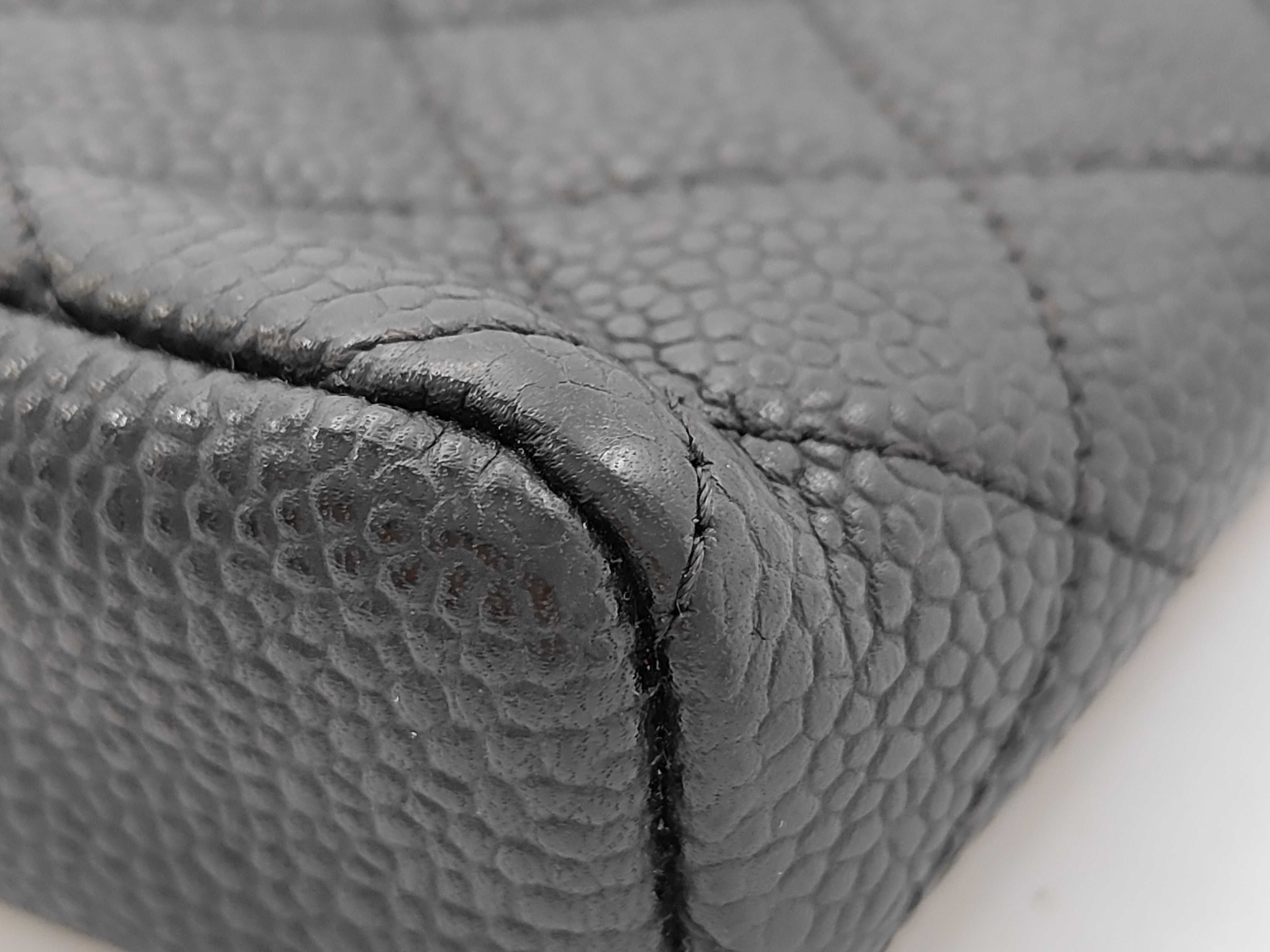 Caviar Skin Matelasse Pouch Black No. 19 Pouch — view 4