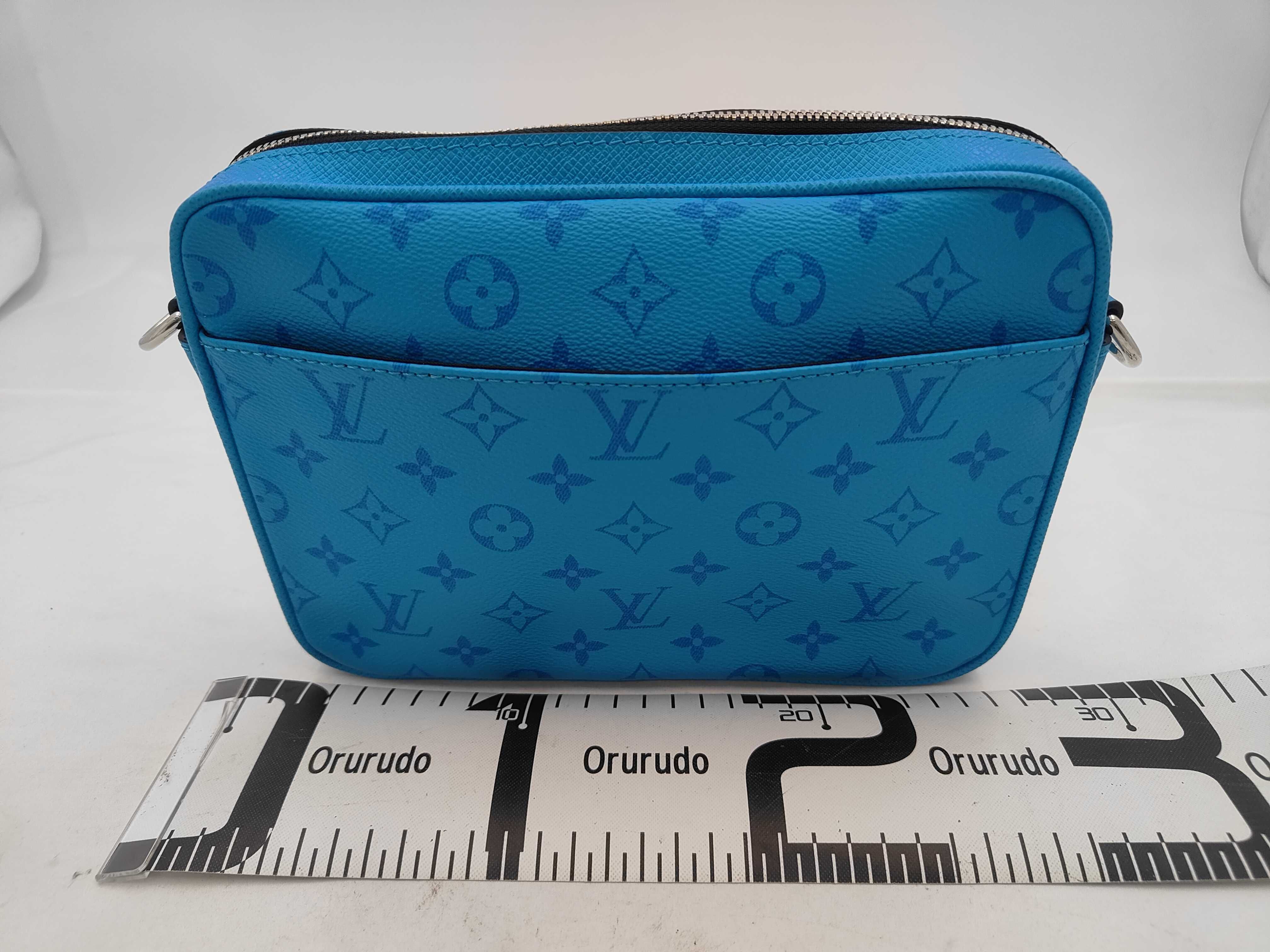 Trio Messenger M27641 Taigarama Shoulder Bag — view 2