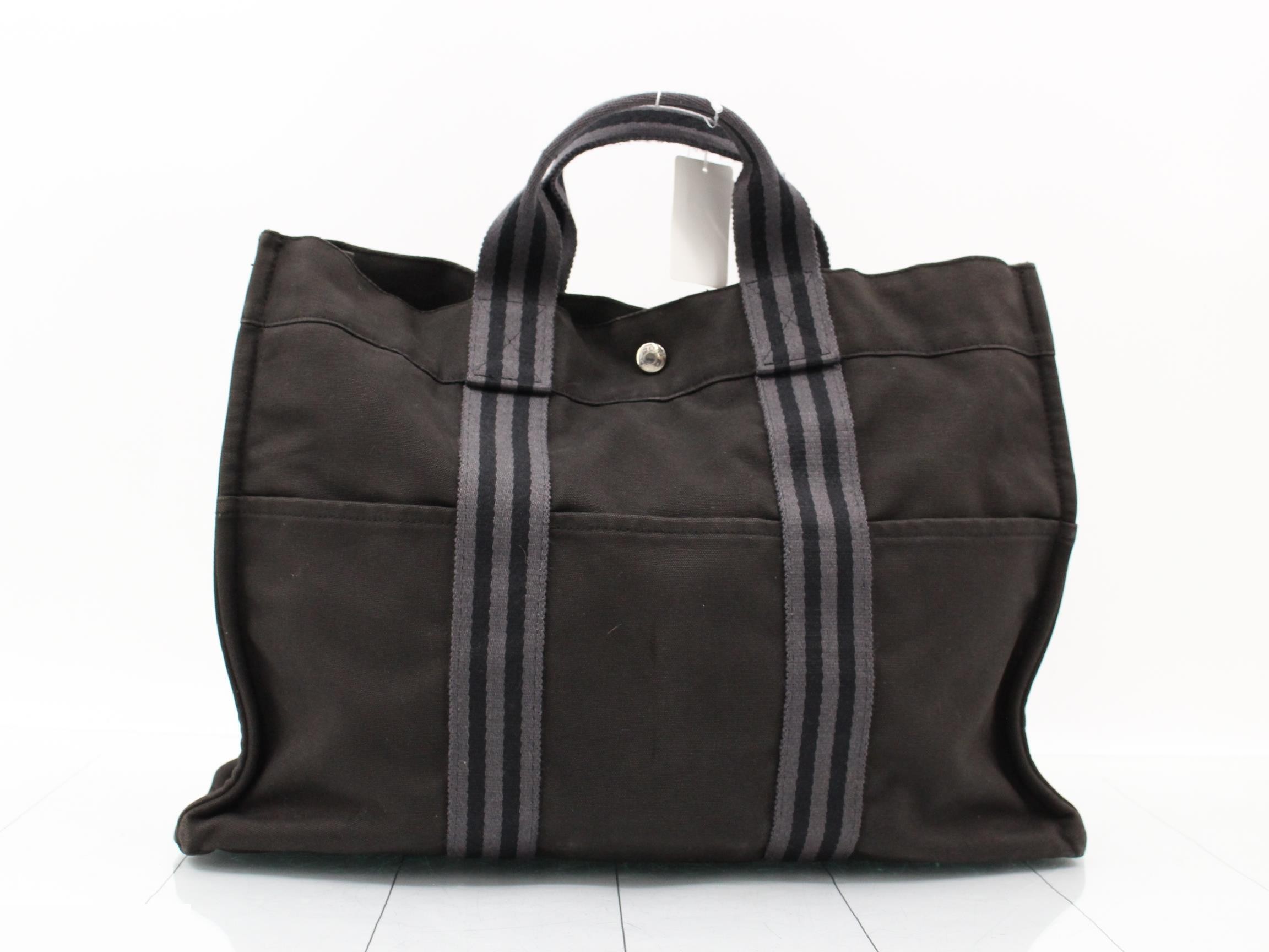 handbag — view 2