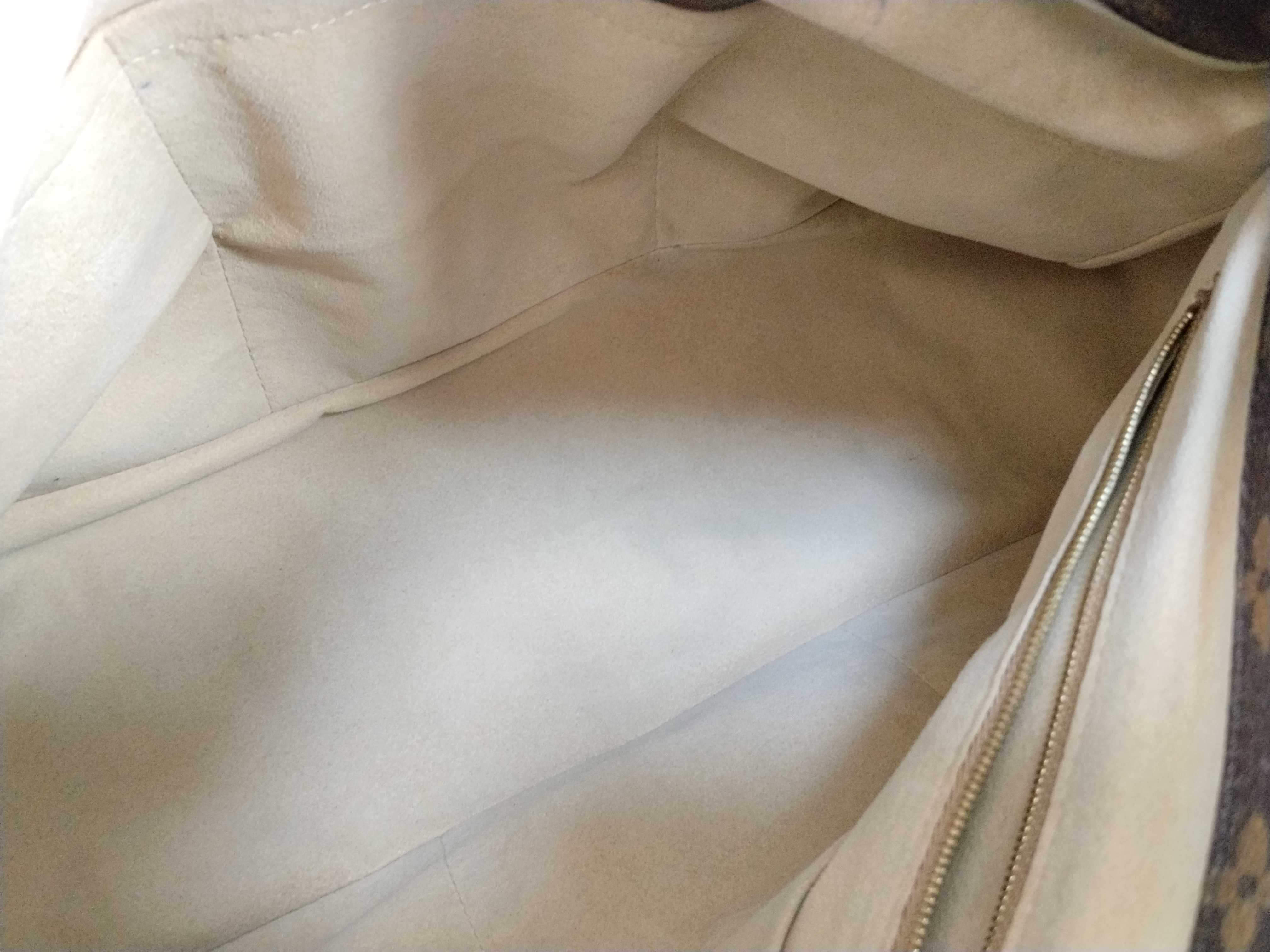 Monogram Bag Artsy MM M40249 Tote Bag — view 9