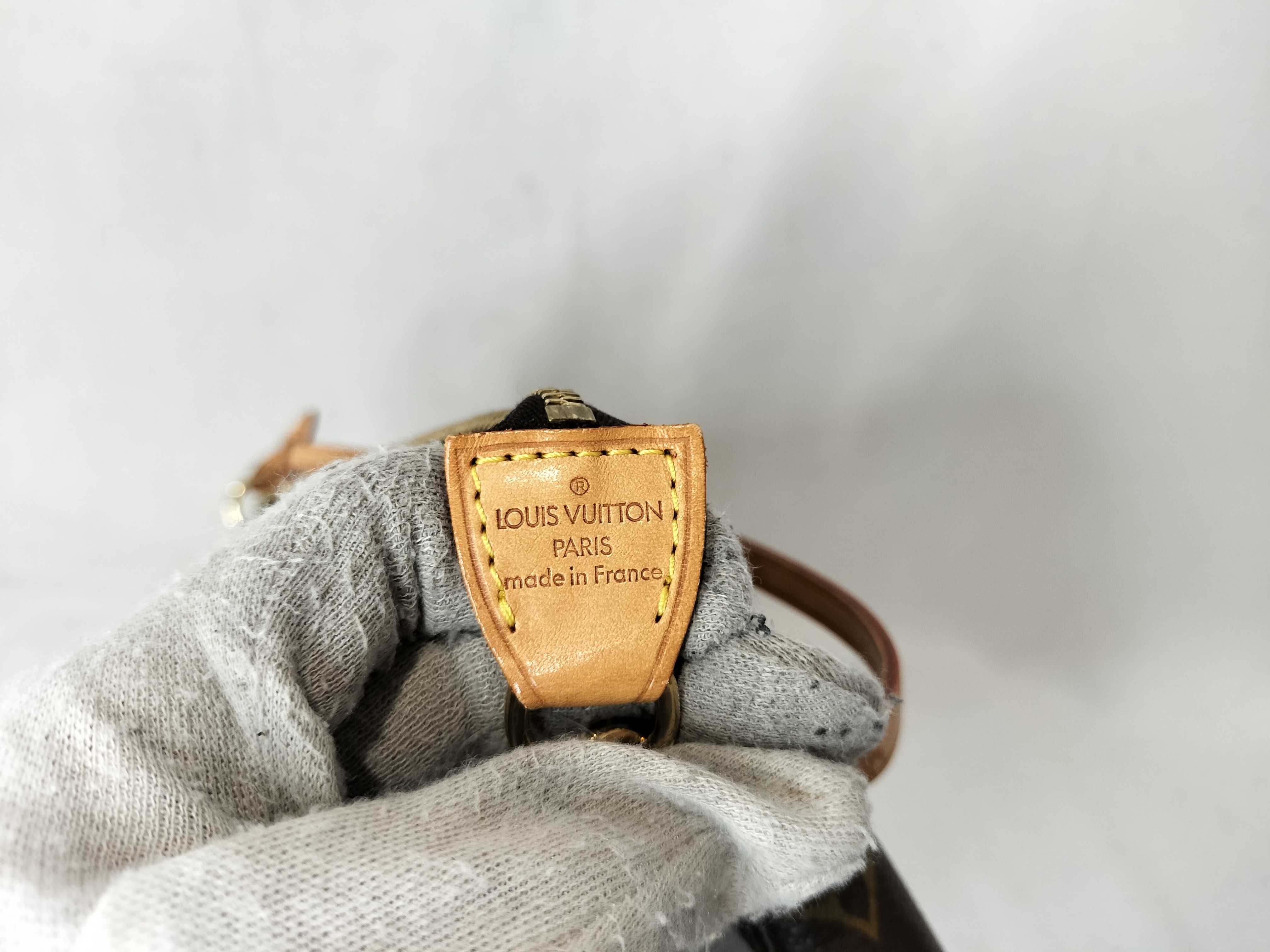 Monogram M40712 Pochette Accessoires Pouch — view 9