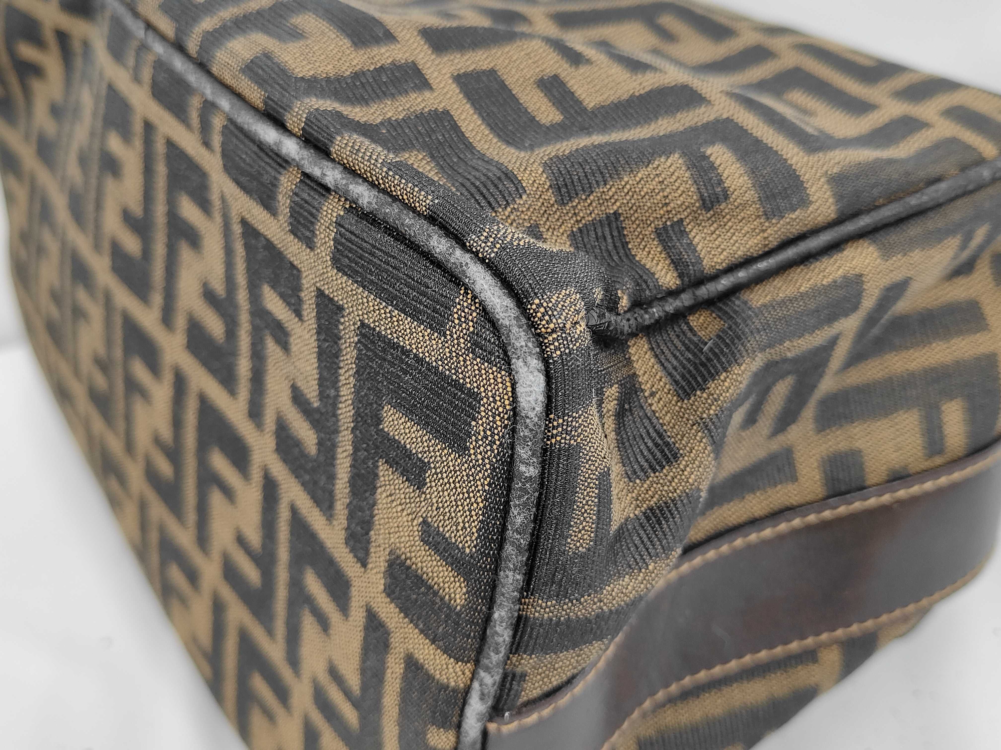 Zucca FF pattern handbag/vanity bag, canvas, brown - Handbag — view 4