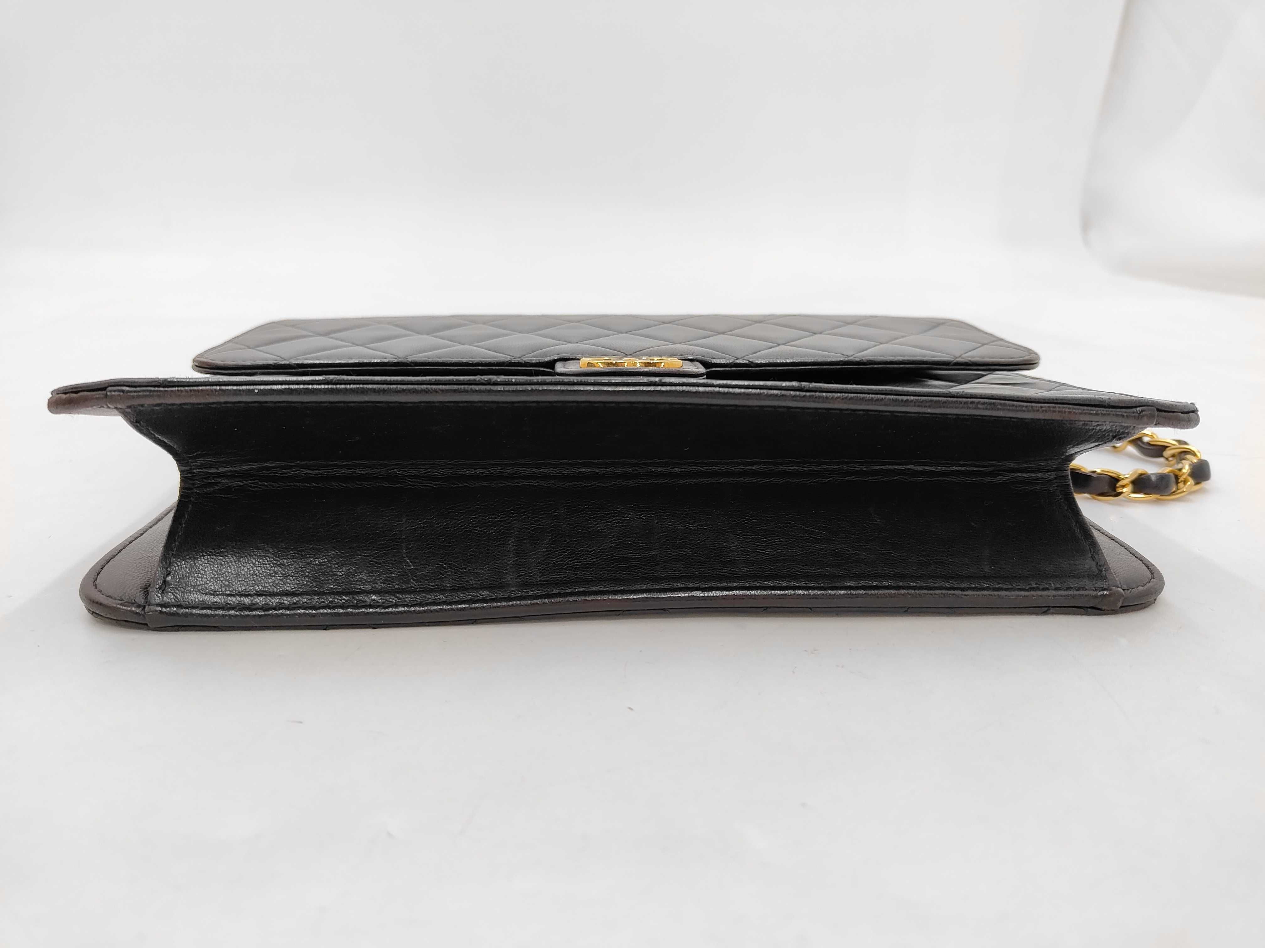 Matelassé Vintage Chain Shoulder Bag — view 6