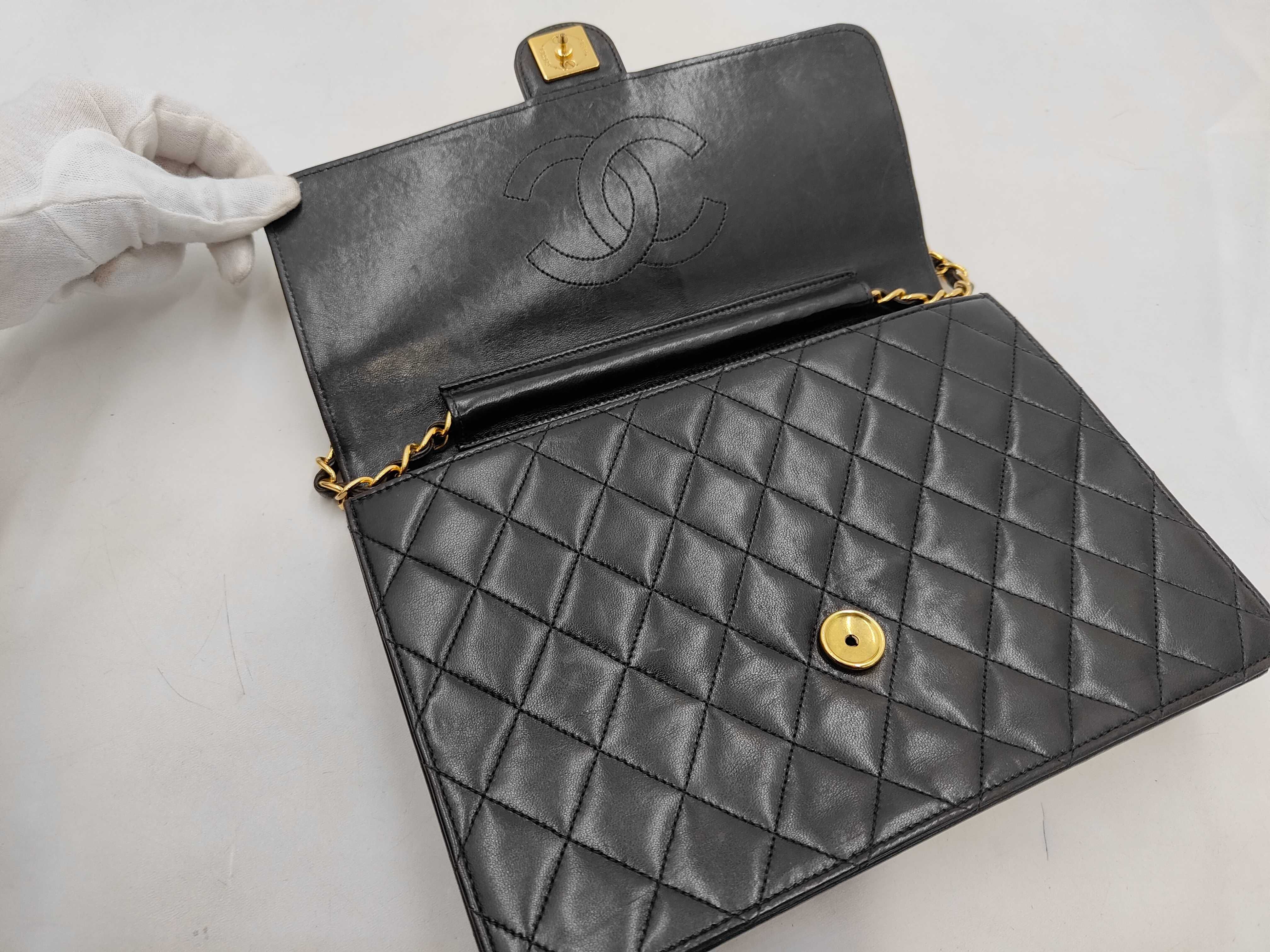 Matelassé Vintage Chain Shoulder Bag — view 7