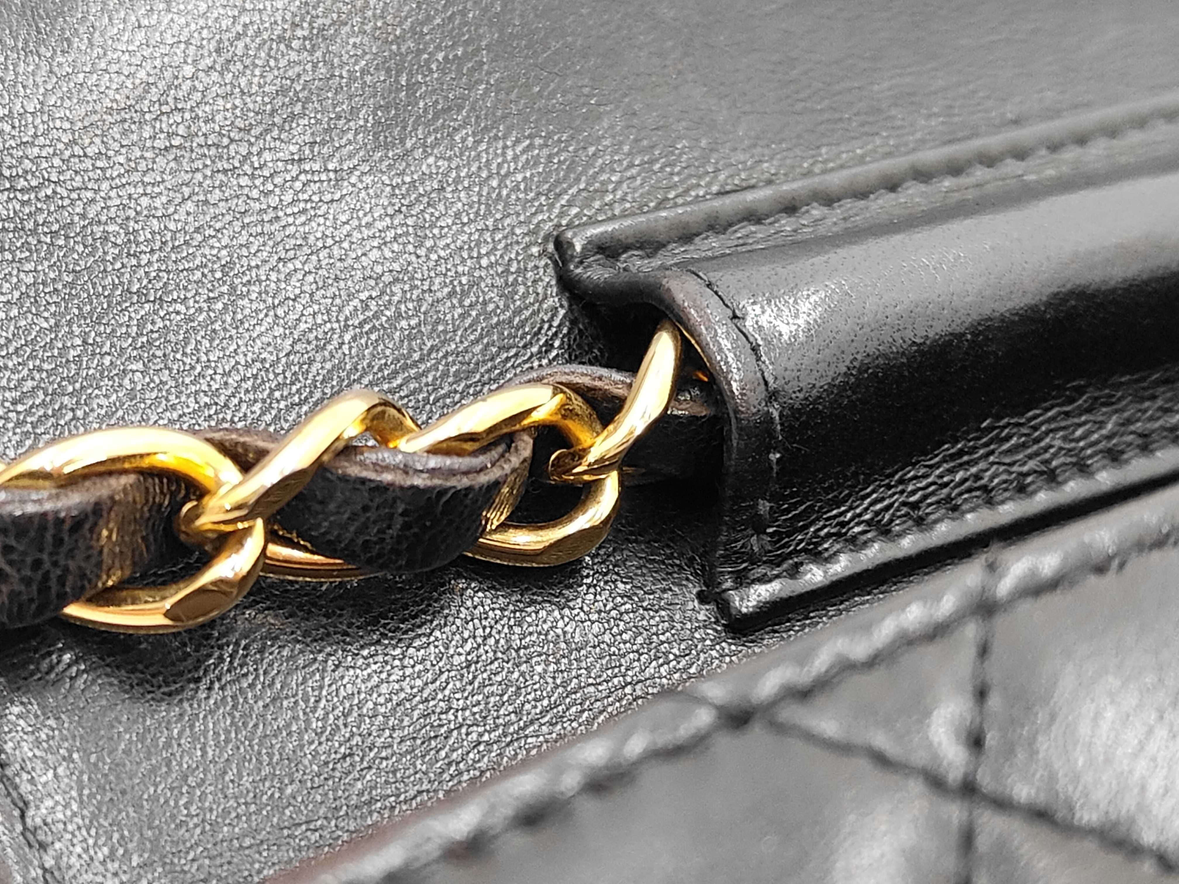 Matelassé Vintage Chain Shoulder Bag — view 8