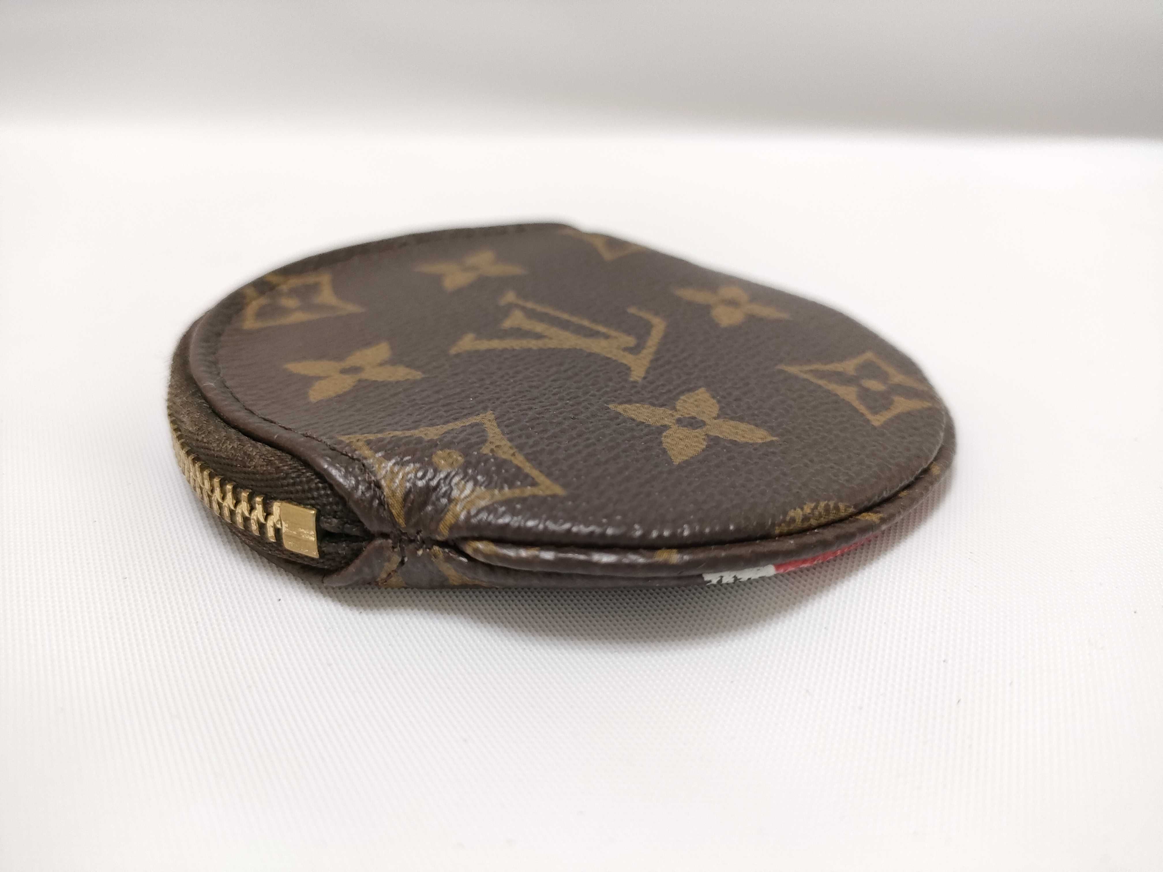 Monogram Portemonnaie Long Christmas Limited Edition M62088 Coin Case — view 5