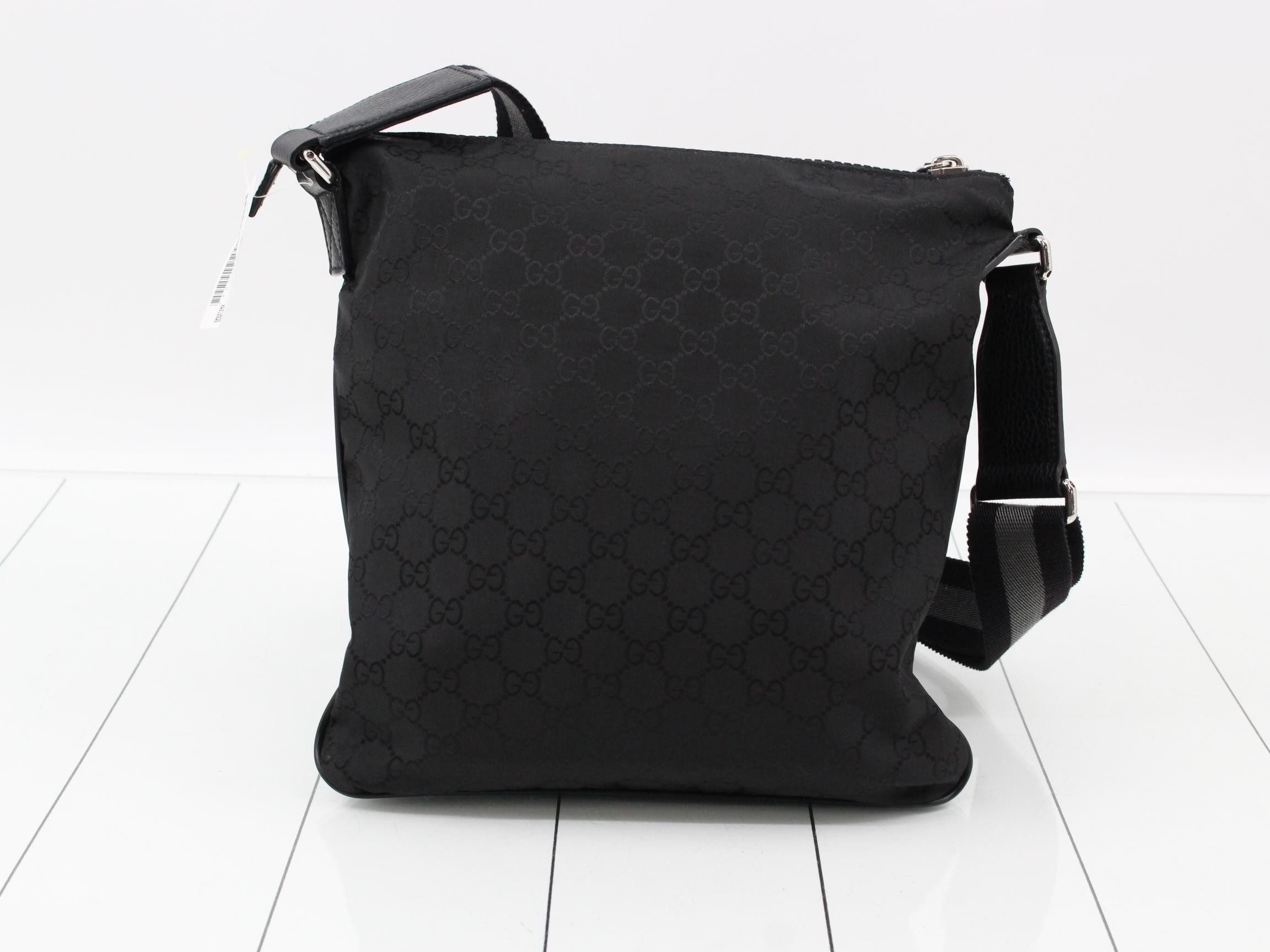 GG Canvas (Bag) - Shoulder Bag — view 2