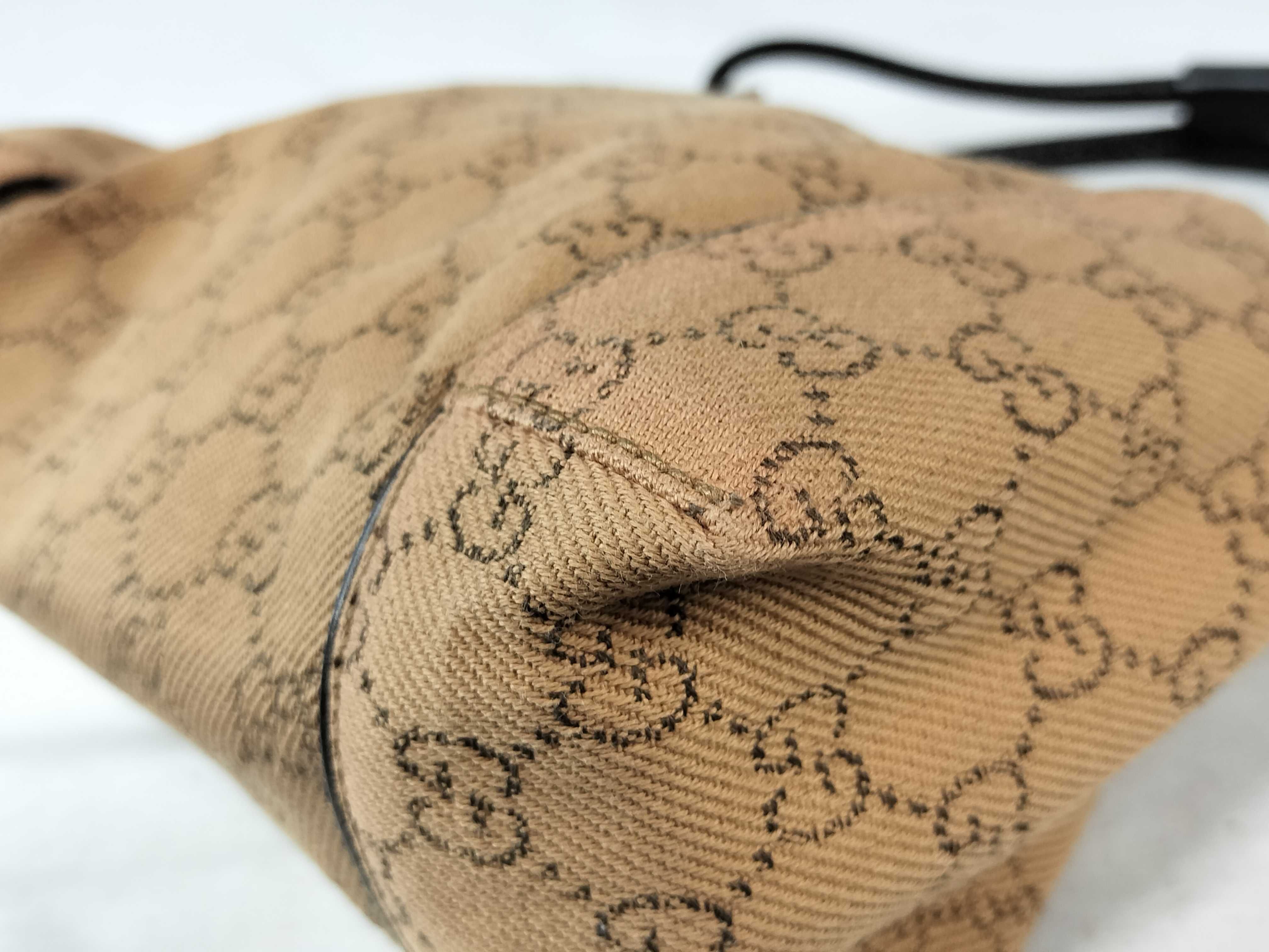 GG Canvas Gucci Handbag — view 7