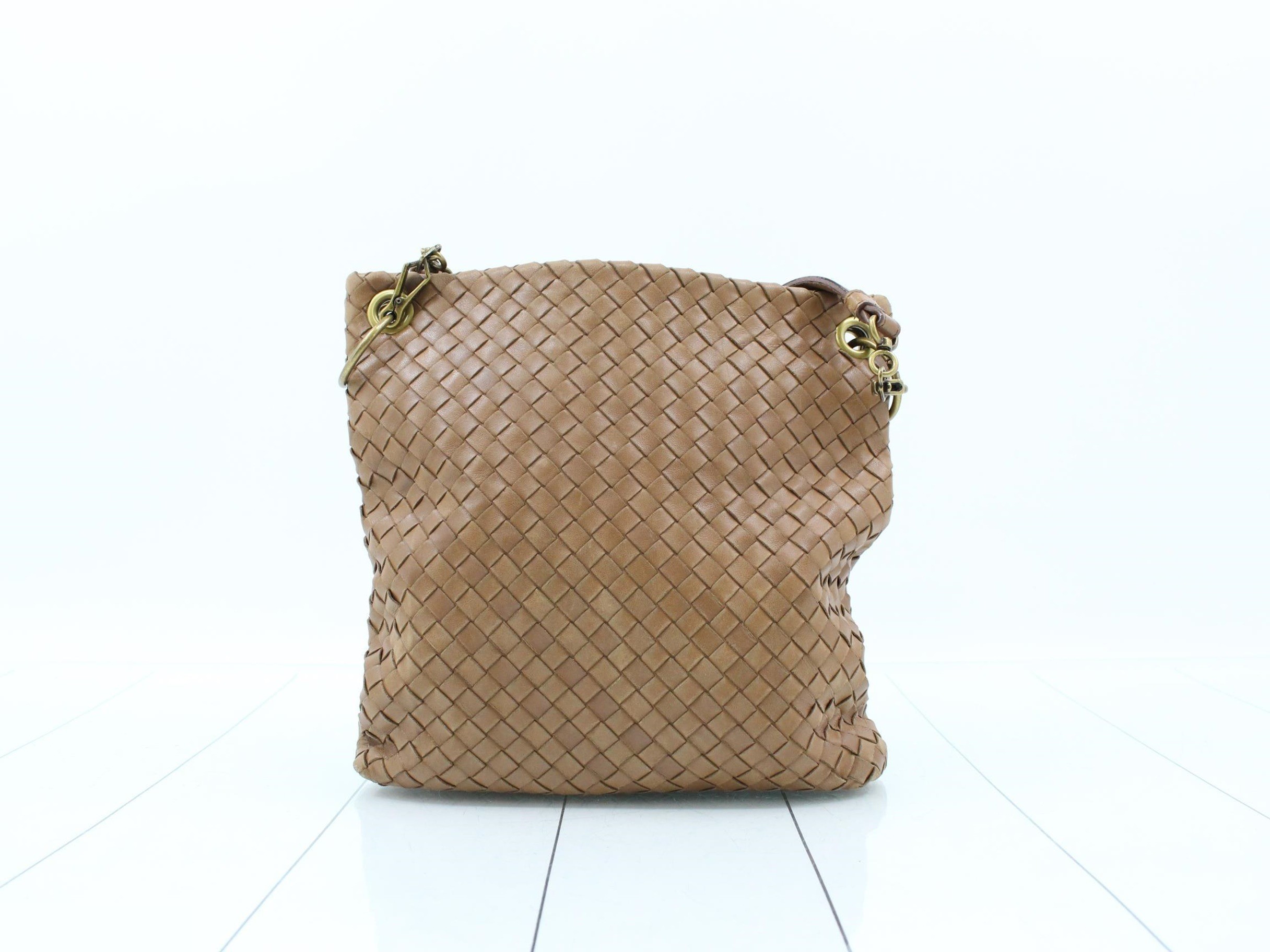 Intrecciato (bag) - Shoulder bag - Brown — view 2