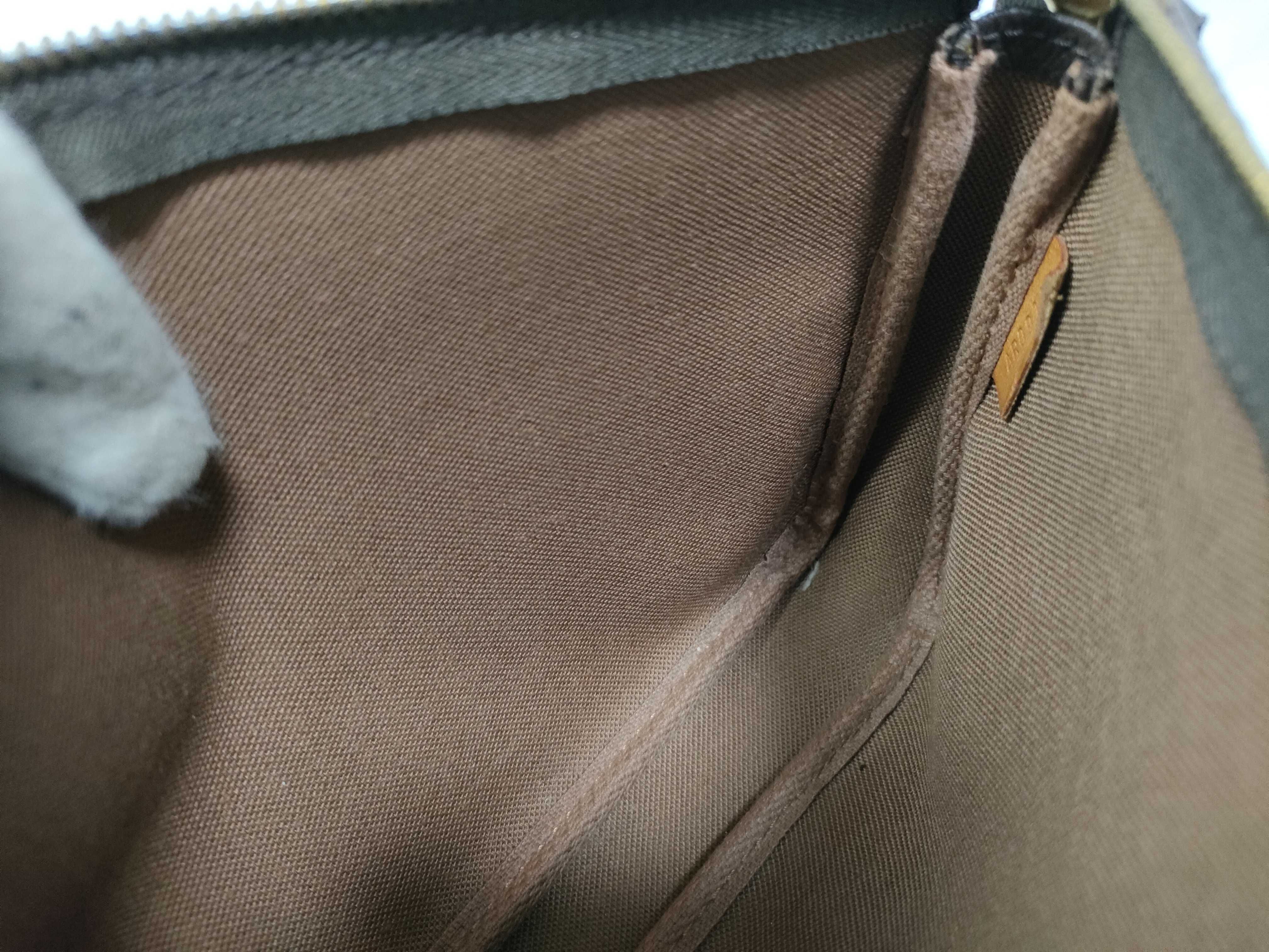 Monogram Louis Vuitton Monogram Accessoire Pouch — view 13