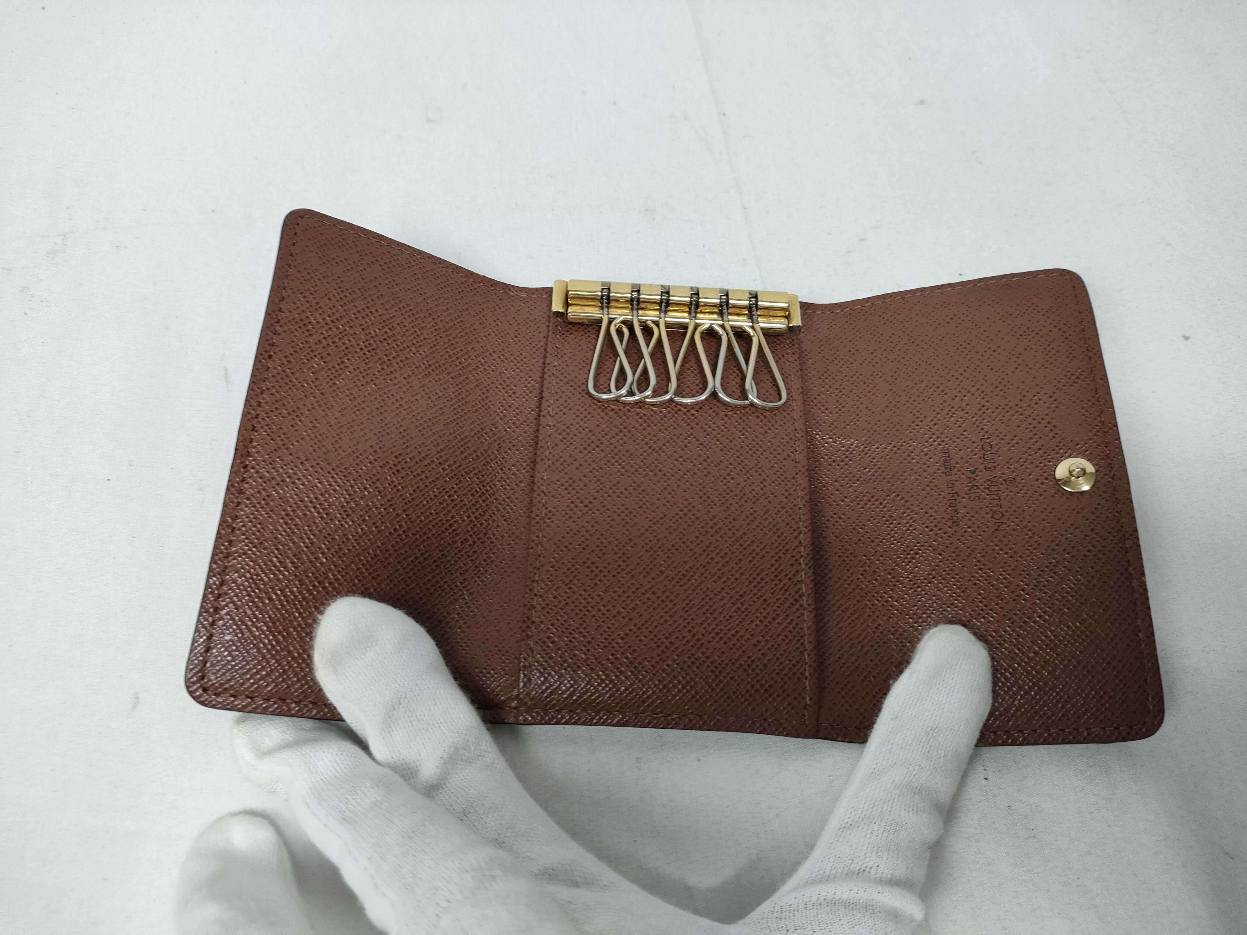 Monogram Vuitton Key Case — view 9