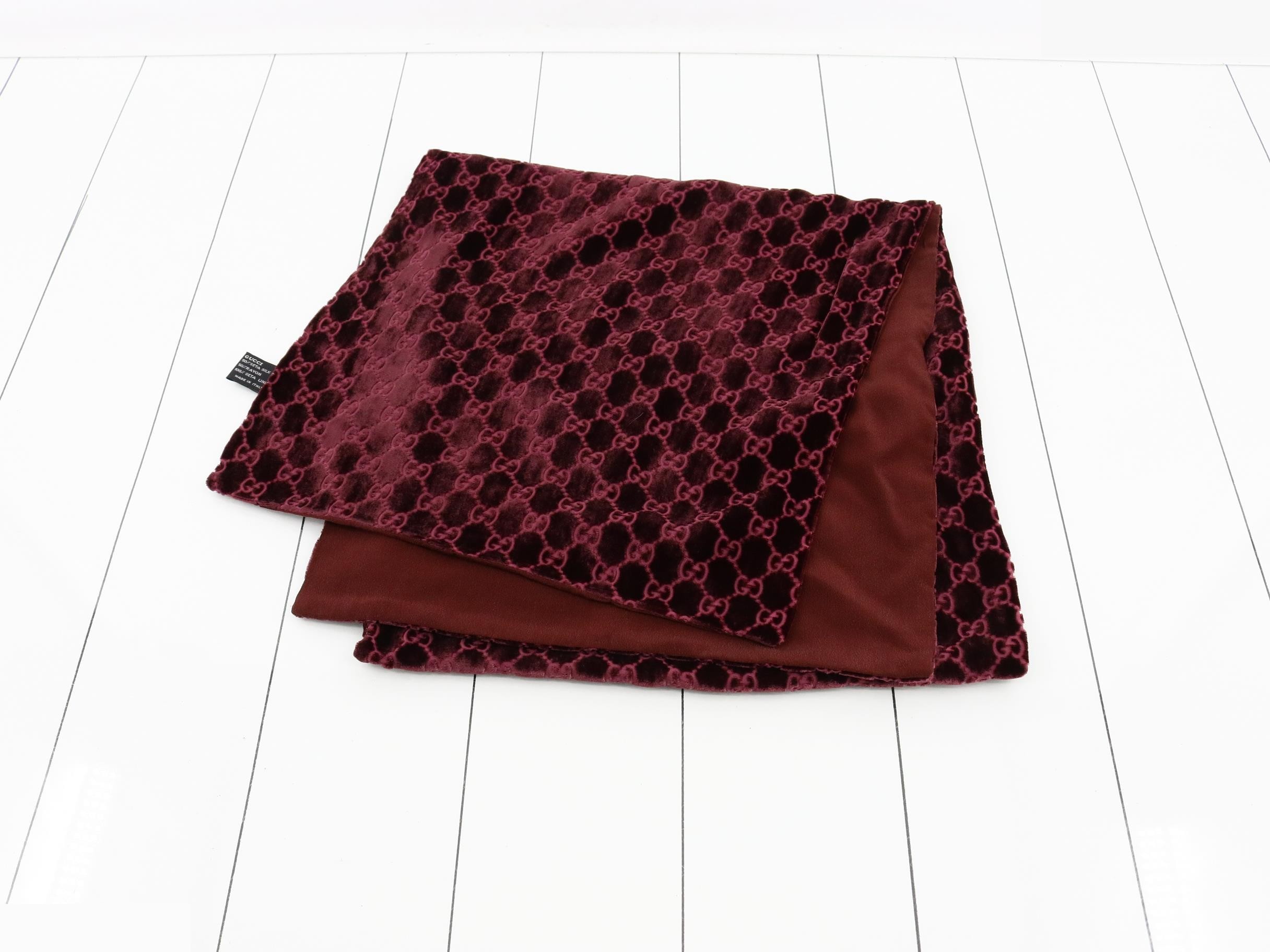 GG reversible stole with tags — view 2