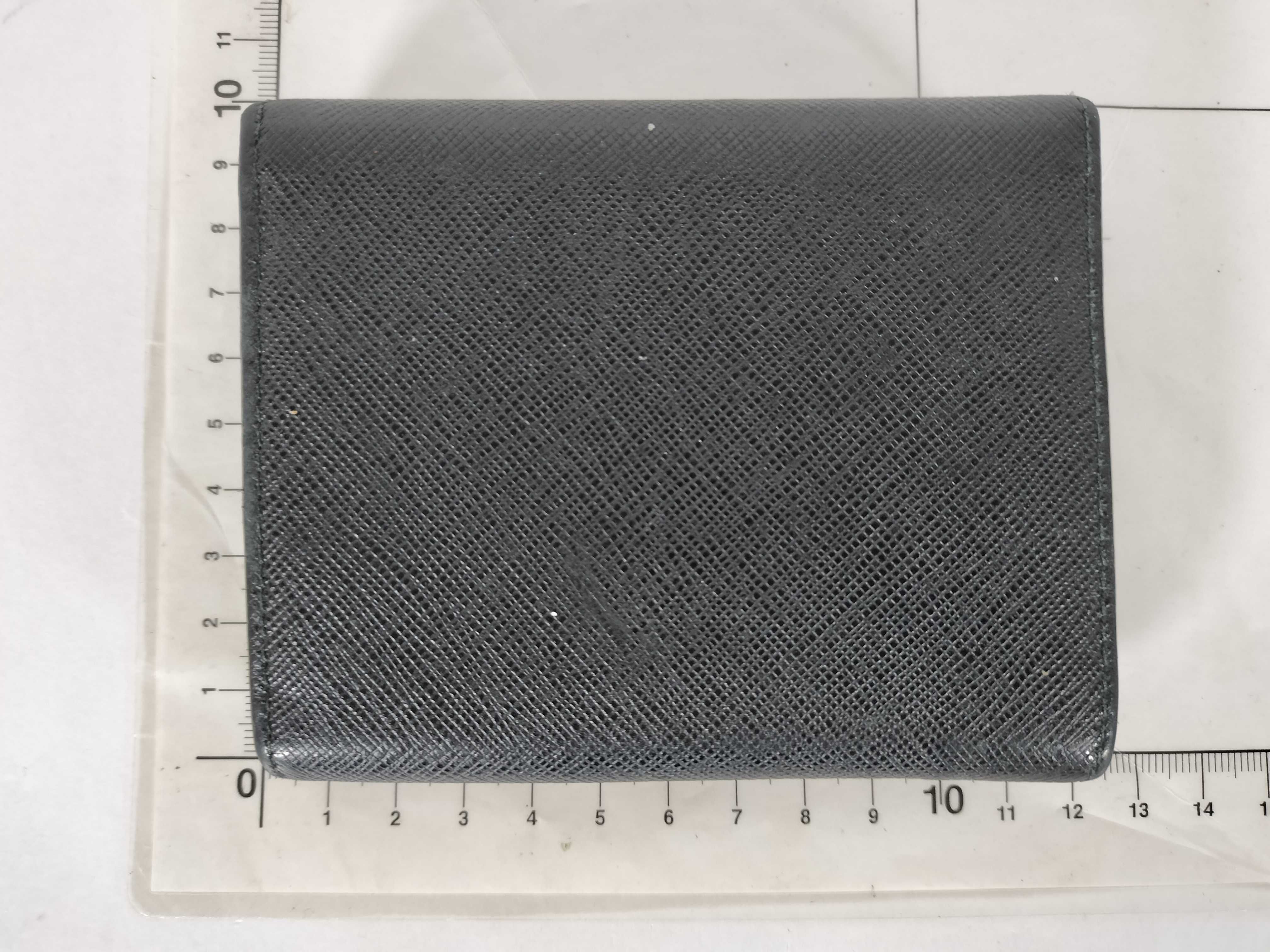 Saffiano Tri-fold Wallet (IY8186) — view 2