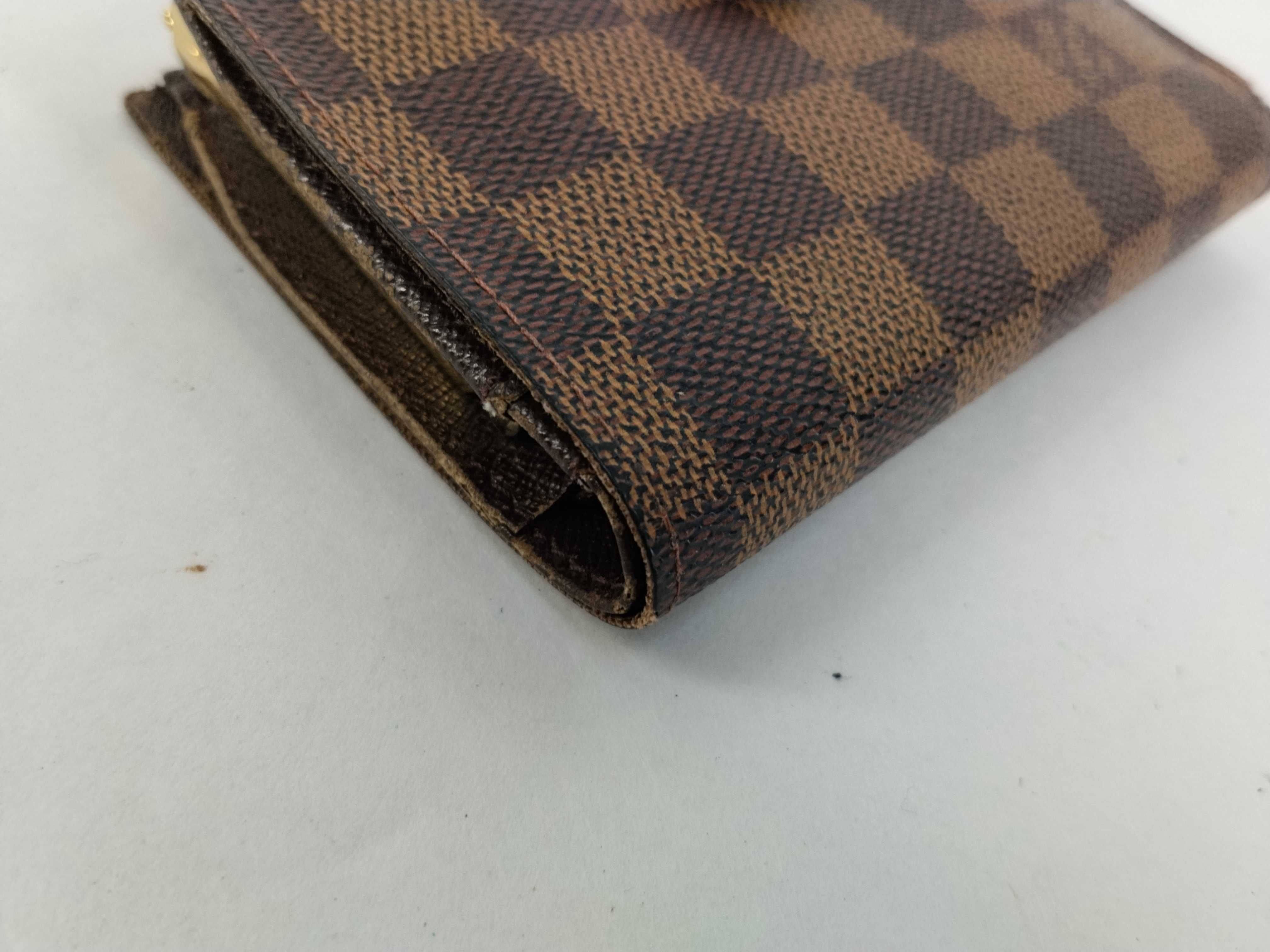 Damier Louis Vuitton Viennois Damier Wallet — view 3