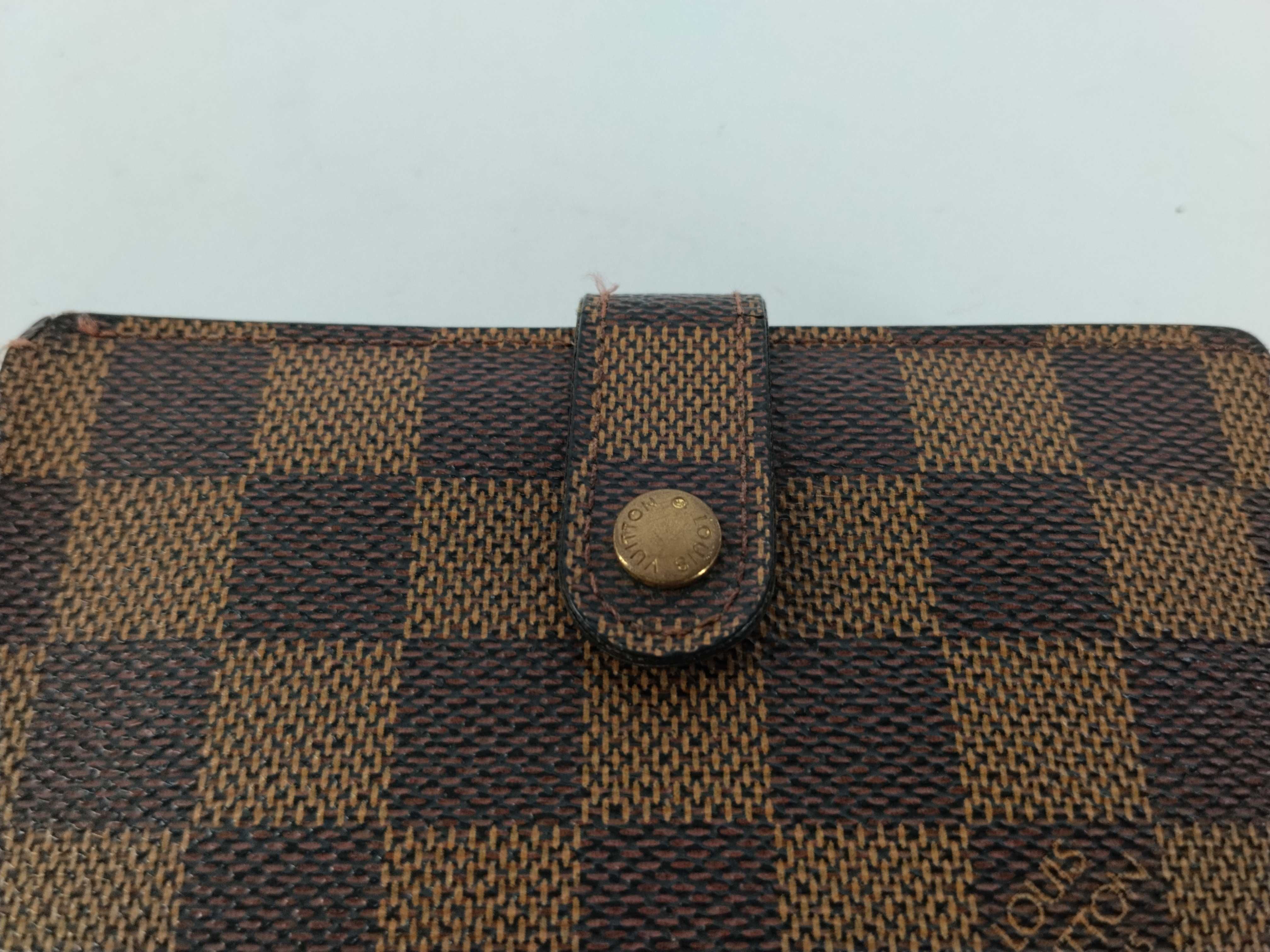 Damier Louis Vuitton Viennois Damier Wallet — view 8