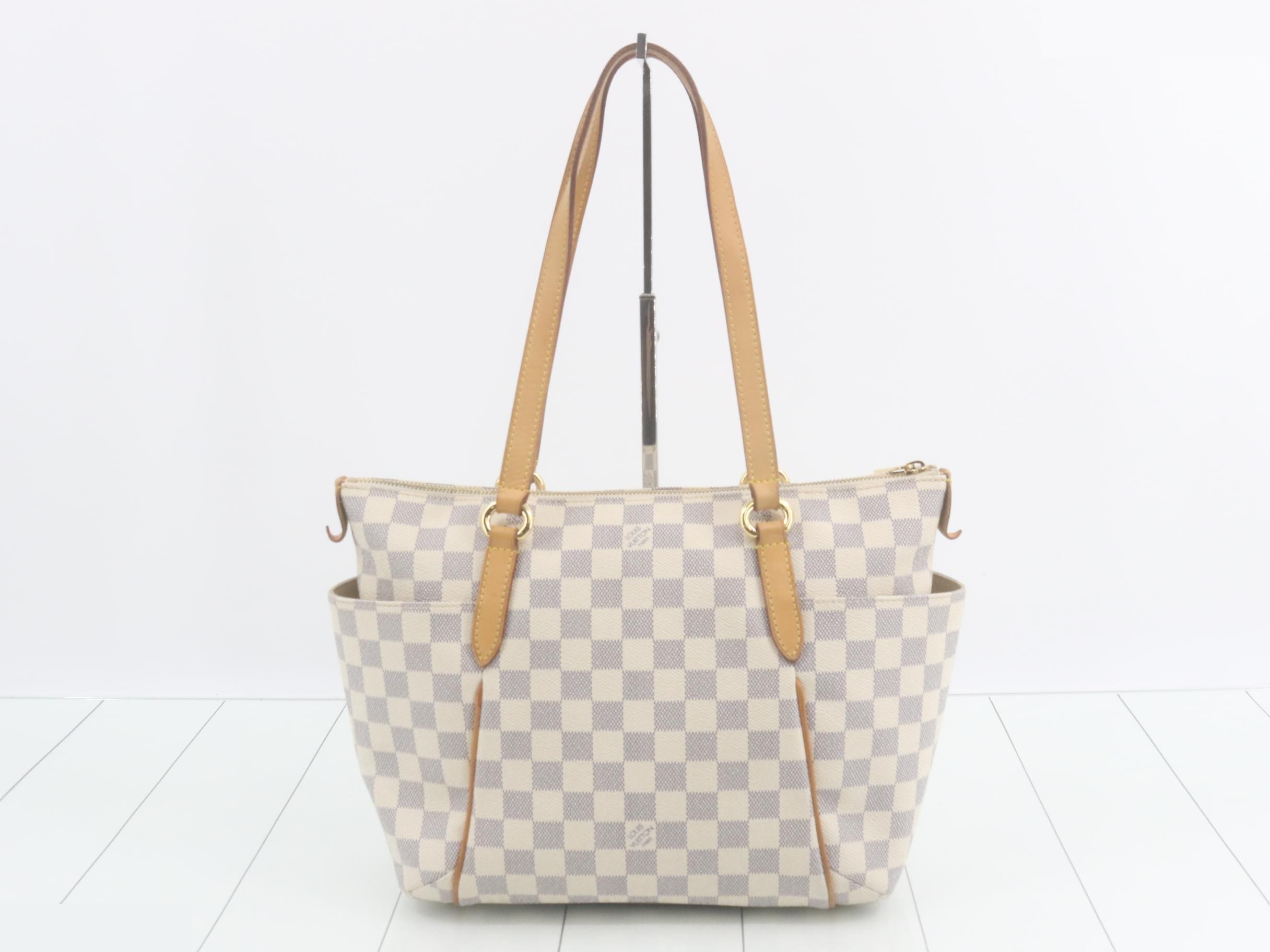 Totally Damier Azur Handbag — view 2