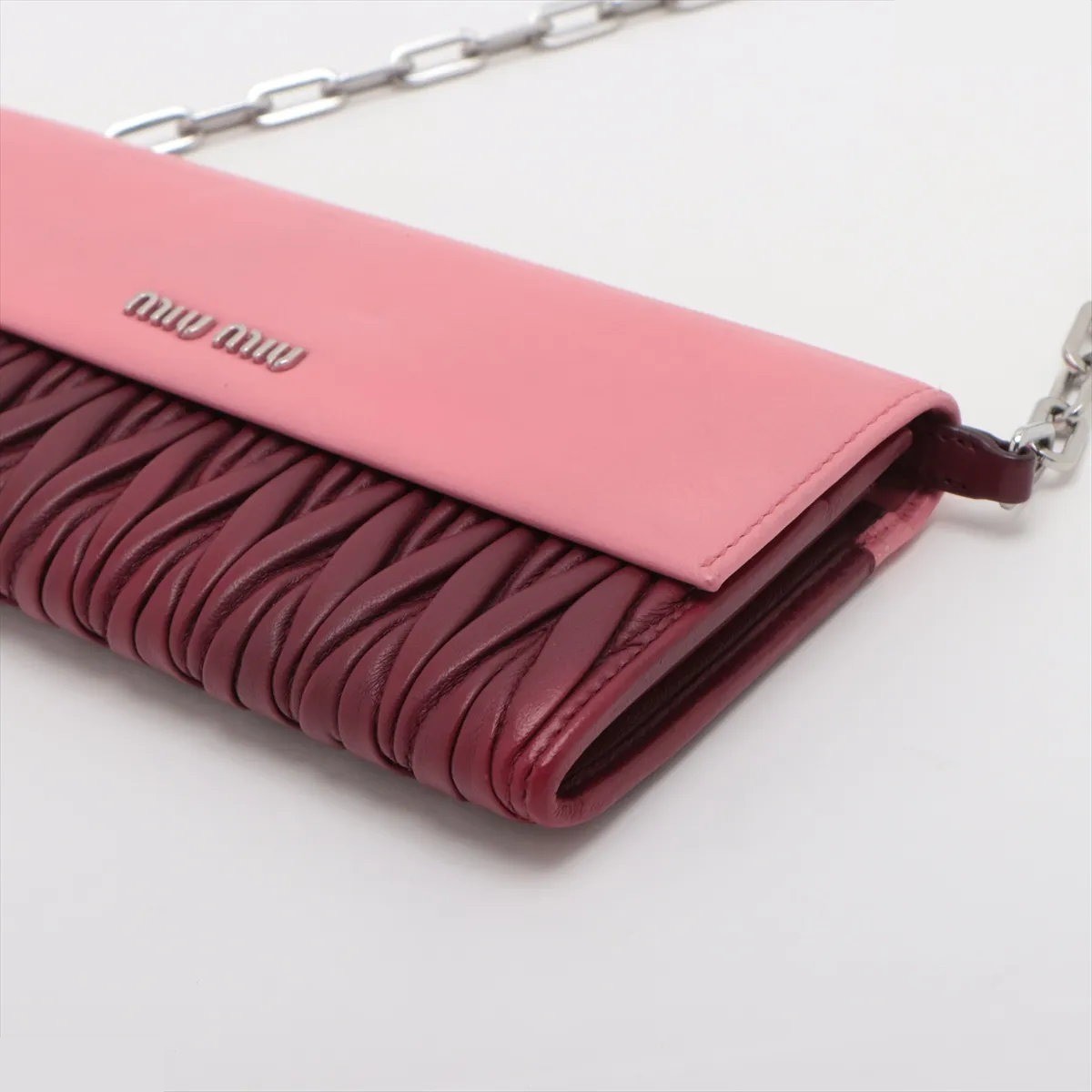 Matelassé Chain Wallet Shoulder Bag — view 3