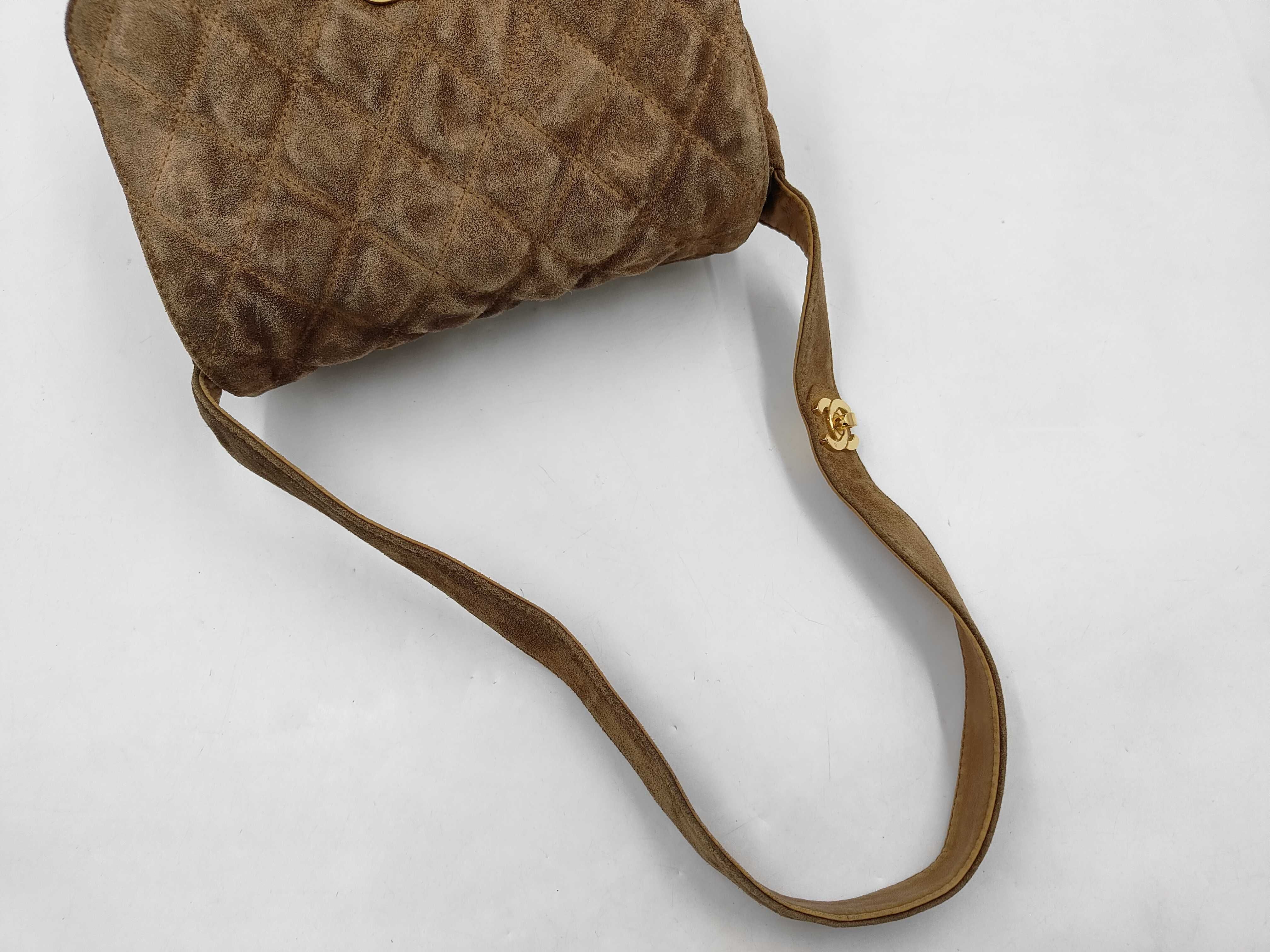 Matelassé Suede One-Shoulder Bag with Coco Mark Sticker and Dust Bag. — view 3