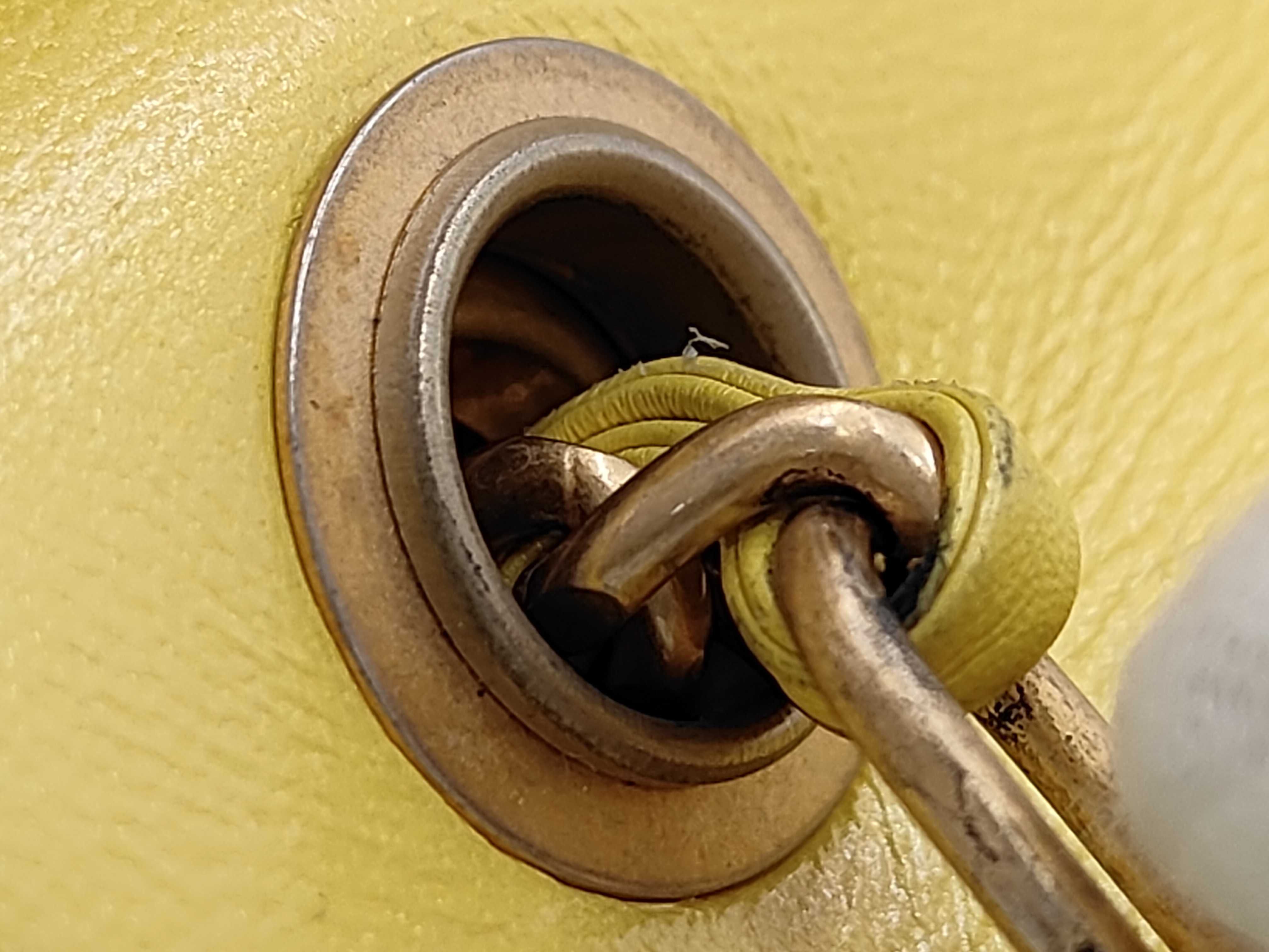Matelasse Chain Shoulder Lamb Metallic Yellow Shoulder Bag — view 7